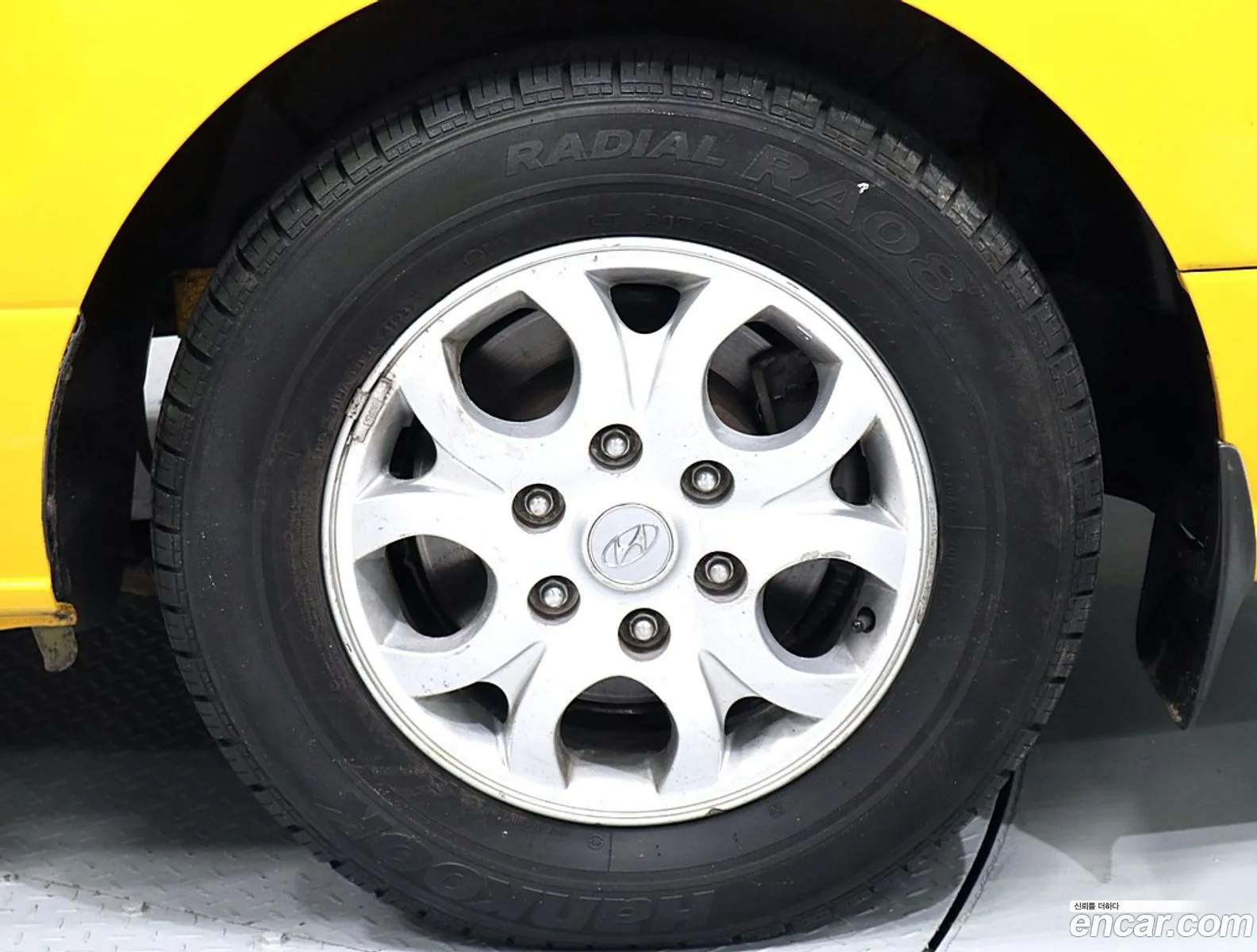 Hyundai Grand Starex 2014 — 19