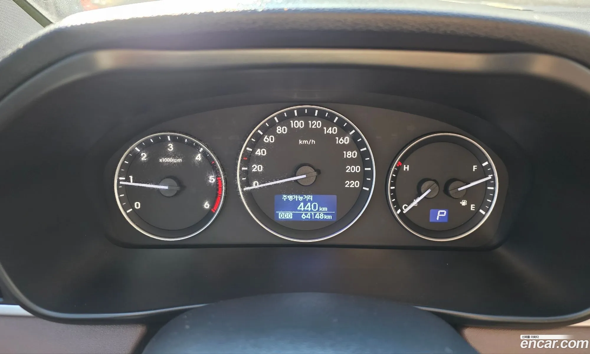 Hyundai Grand Starex 2018 — 18
