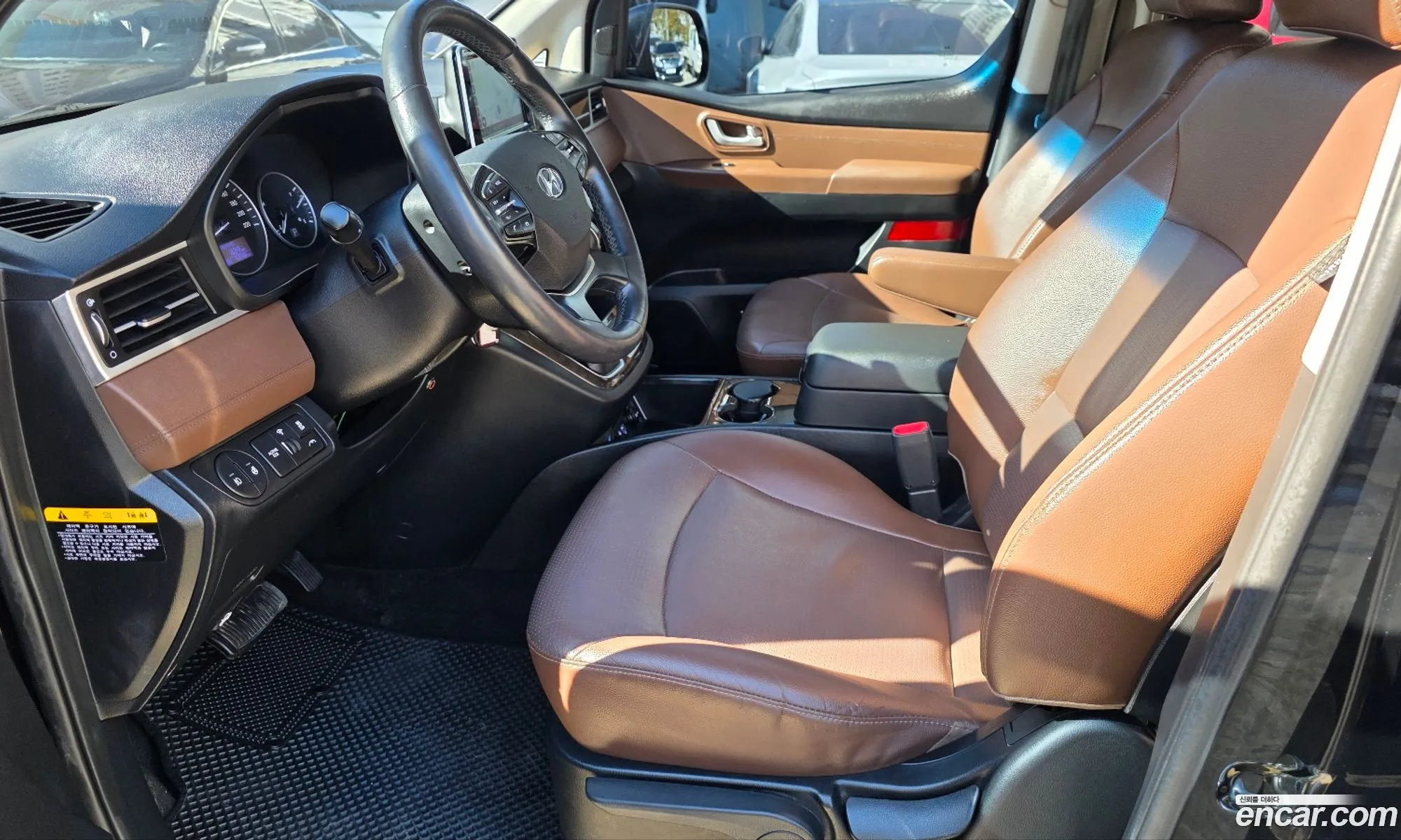 Hyundai Grand Starex 2018 — 15