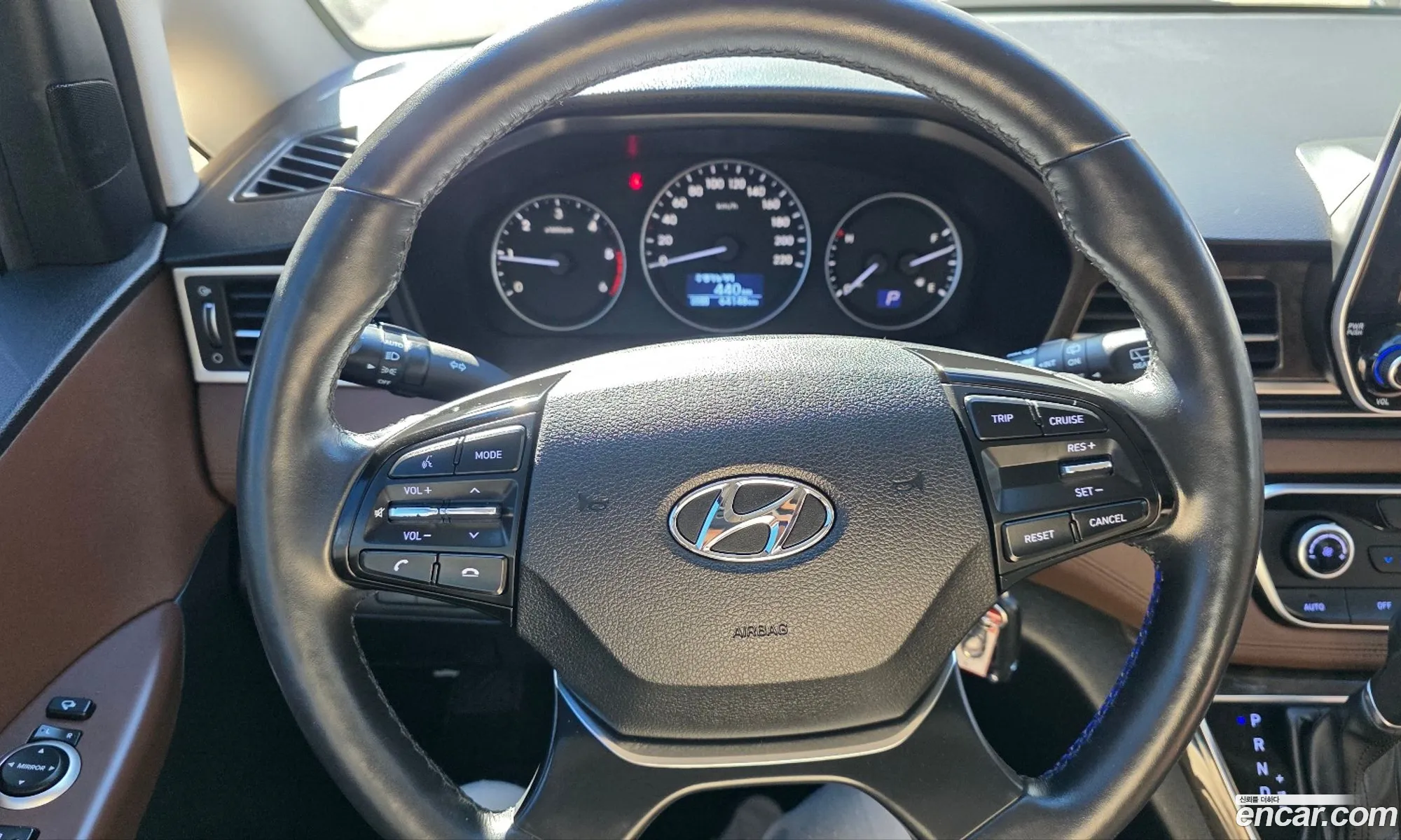 Hyundai Grand Starex 2018 — 10