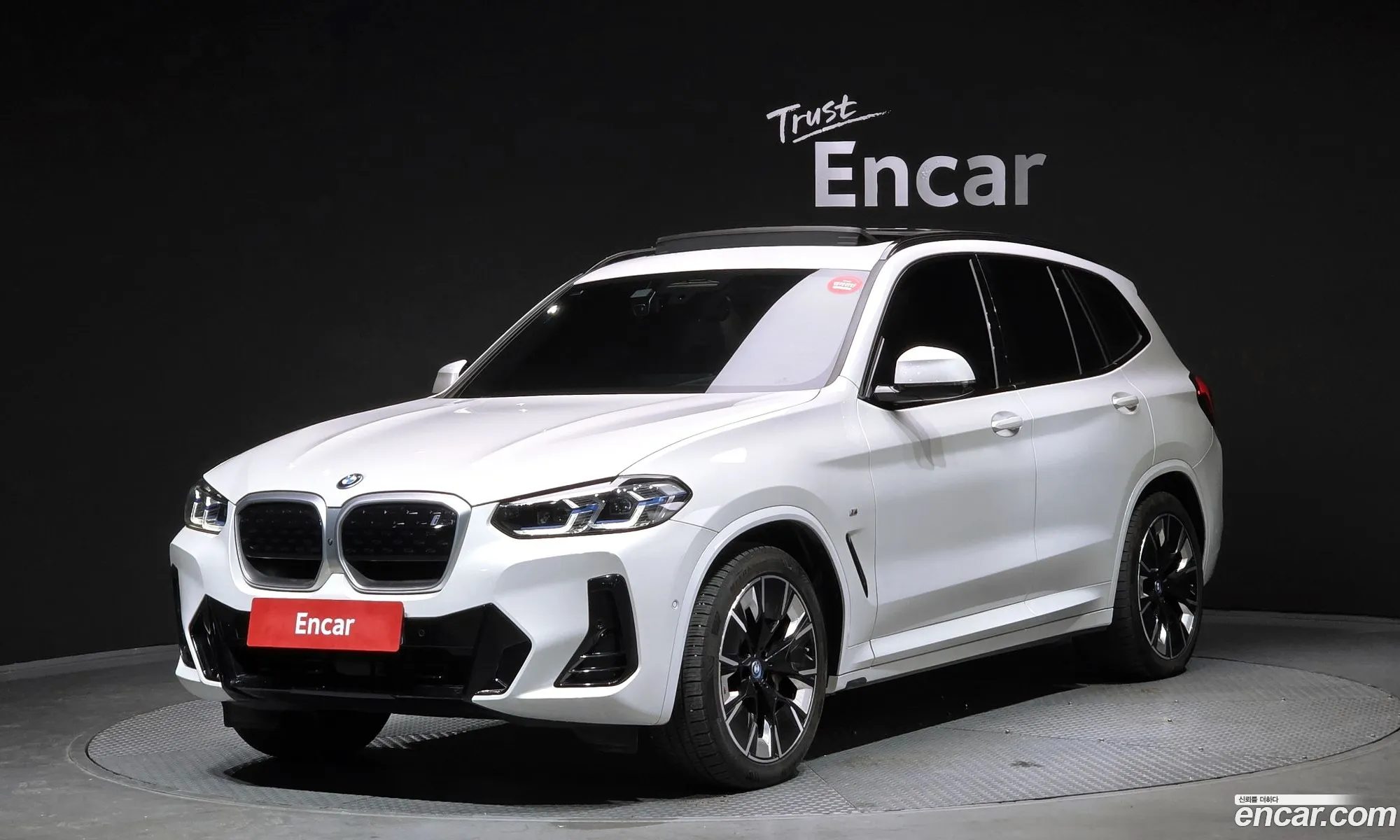 BMW iX3 2024 WBY41DU04RSE63777 — 18