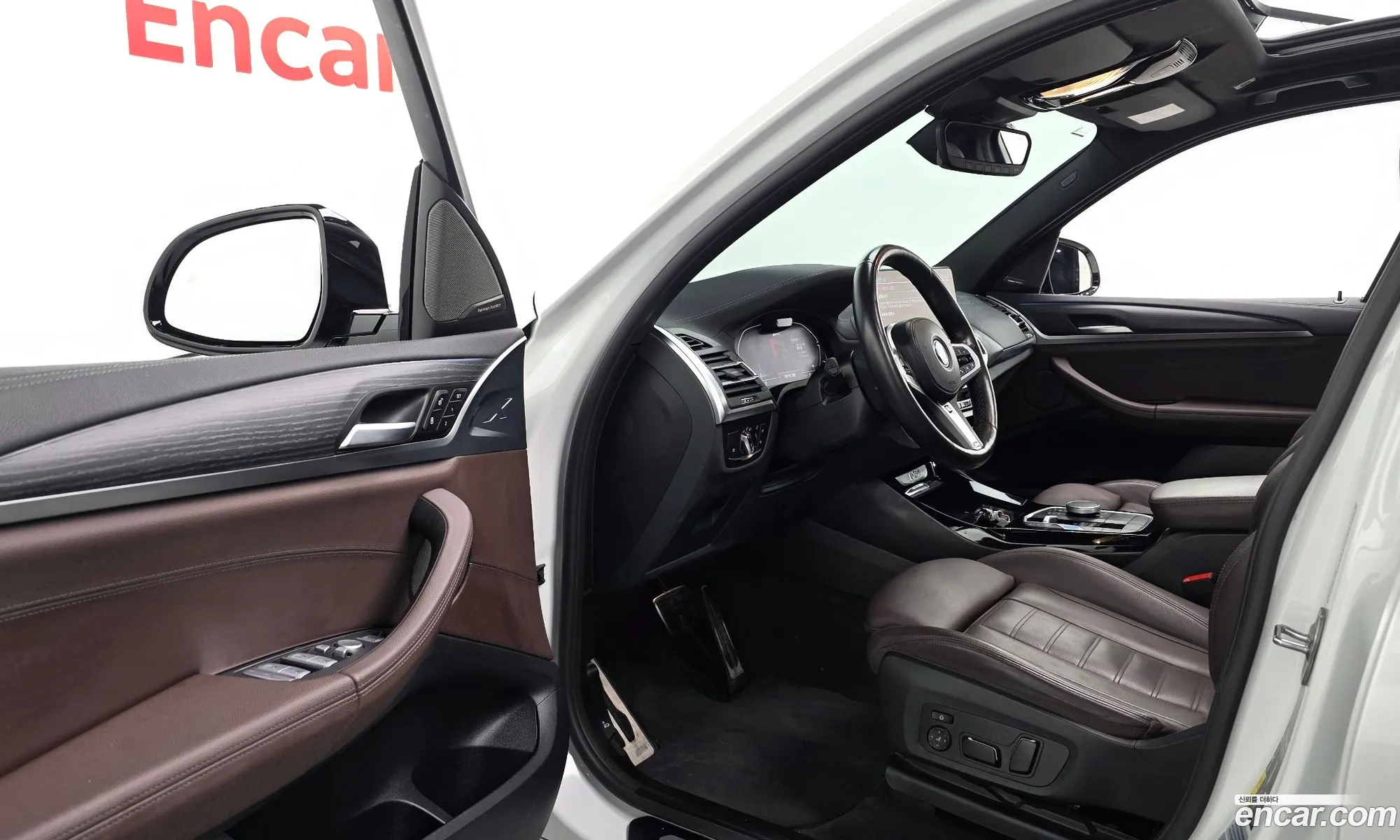 BMW iX3 2024 WBY41DU04RSE63777 — 12