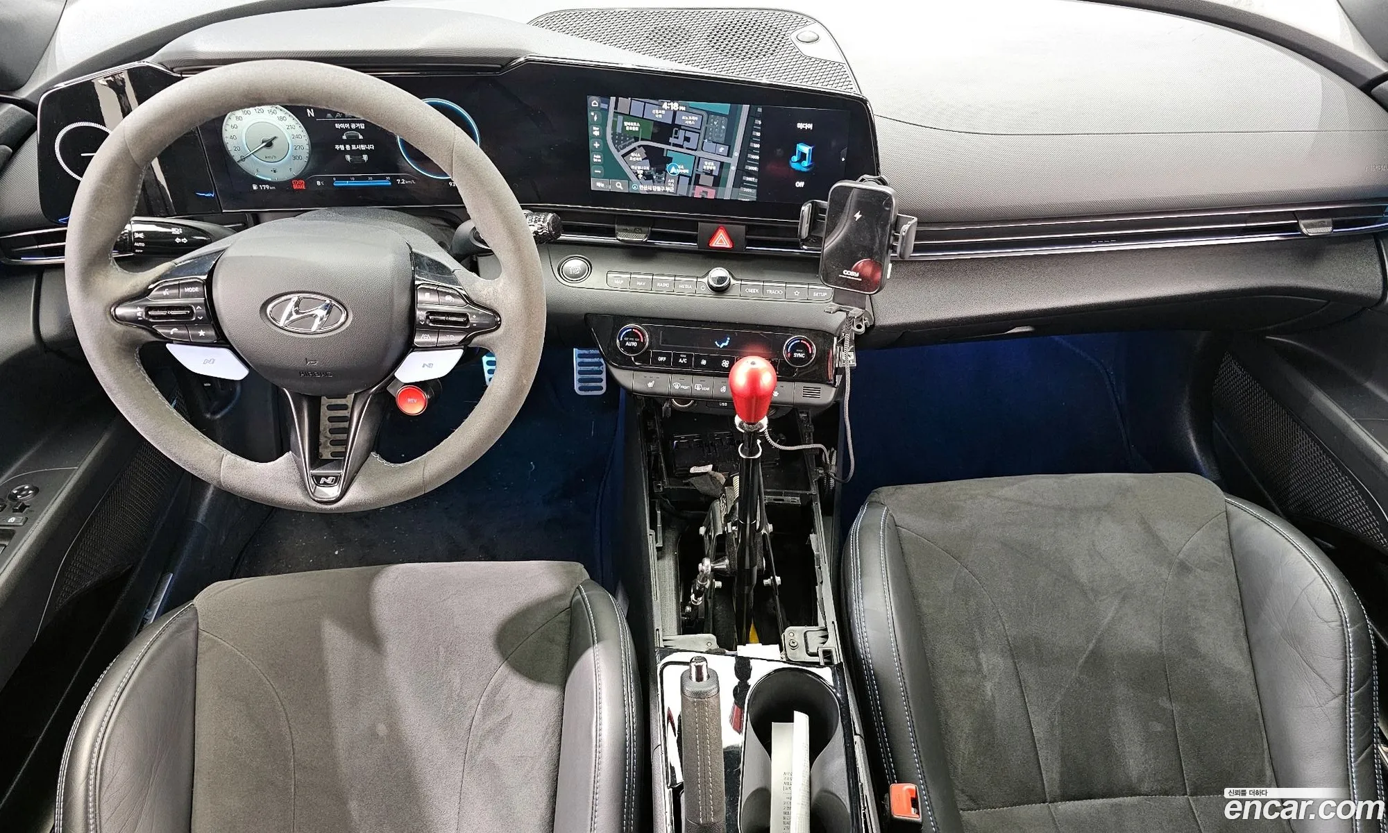Hyundai Elantra 2021 — 17