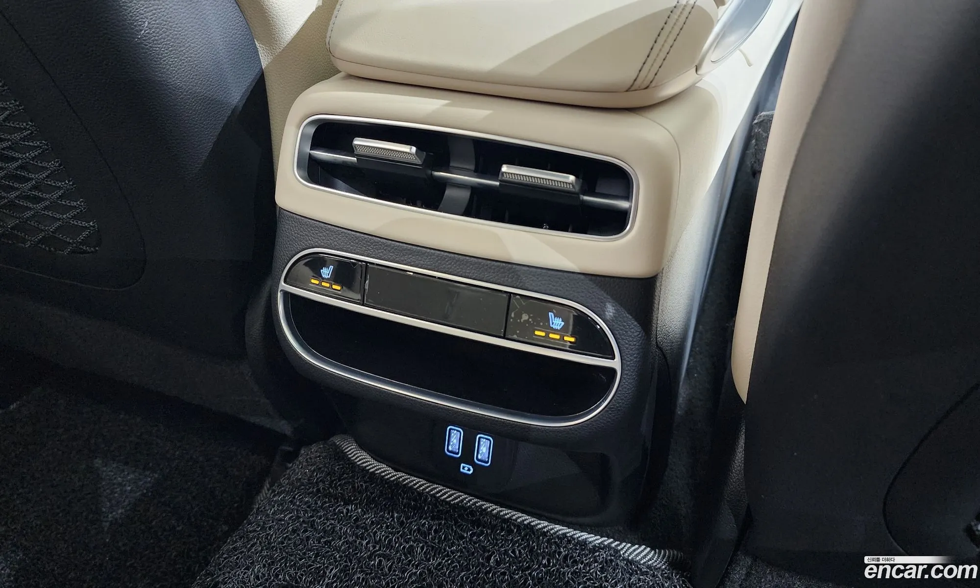 Genesis GV70 2022 — 15