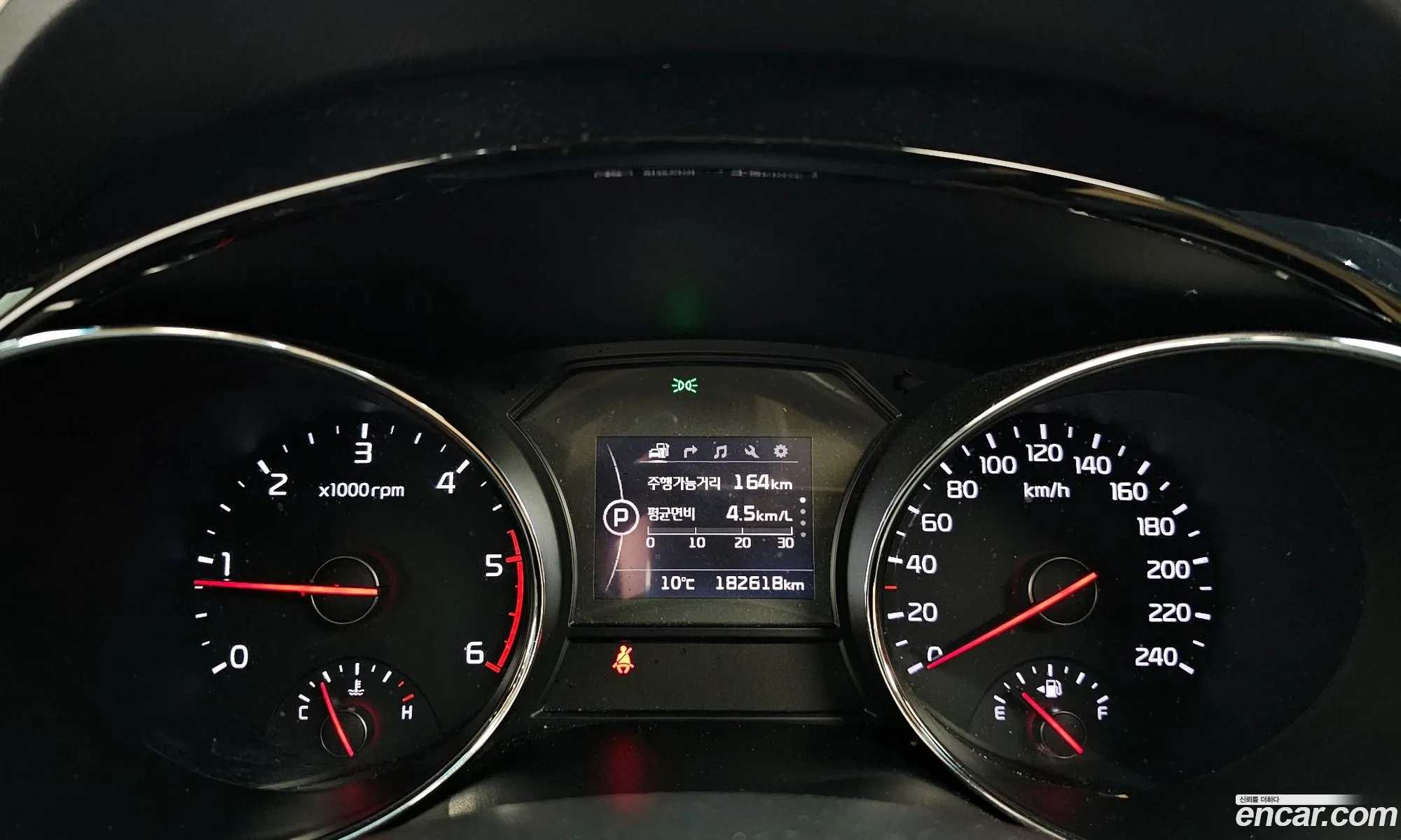 Kia Carnival 2016 — 3