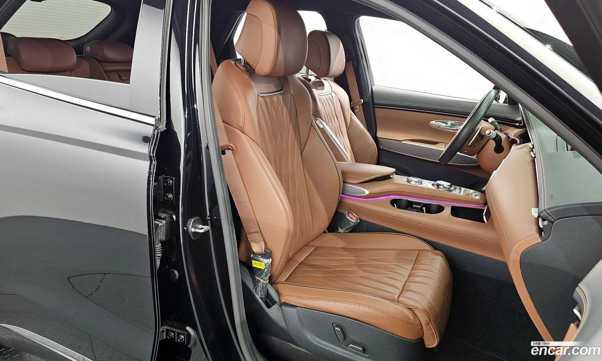 Genesis GV70 2022 — 18
