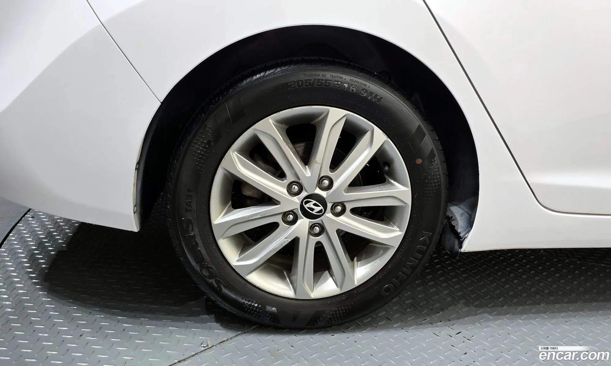Hyundai Elantra 2014 — 8