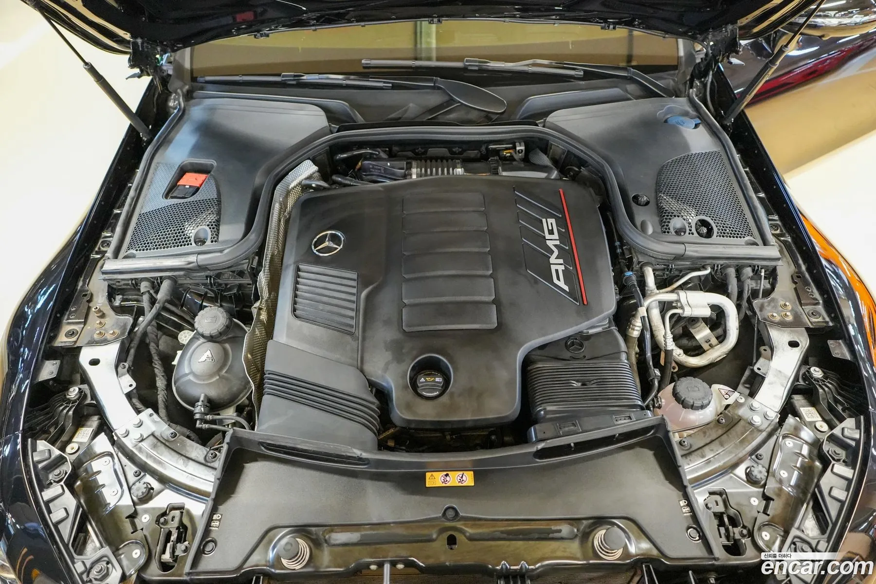 Mercedes-Benz AMG GT 2021 — 11