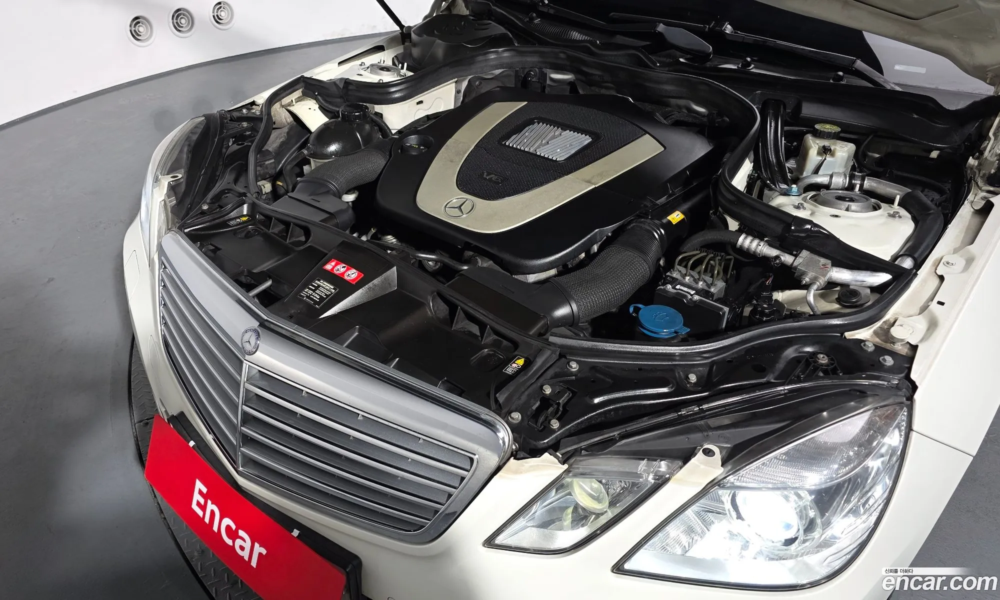 Mercedes-Benz E-Class W212 2012 WDDHF5DB2CA535751 — 6