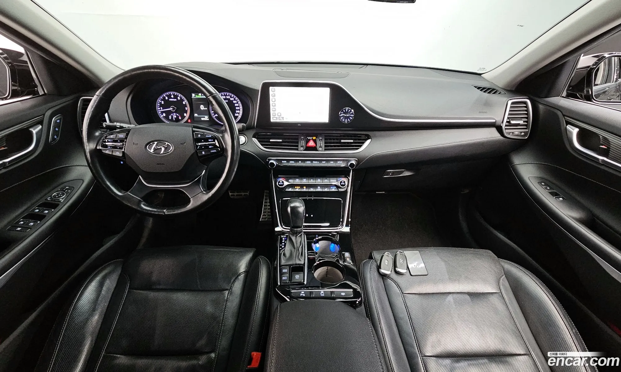 Hyundai Grandeur IG 2018 — 16