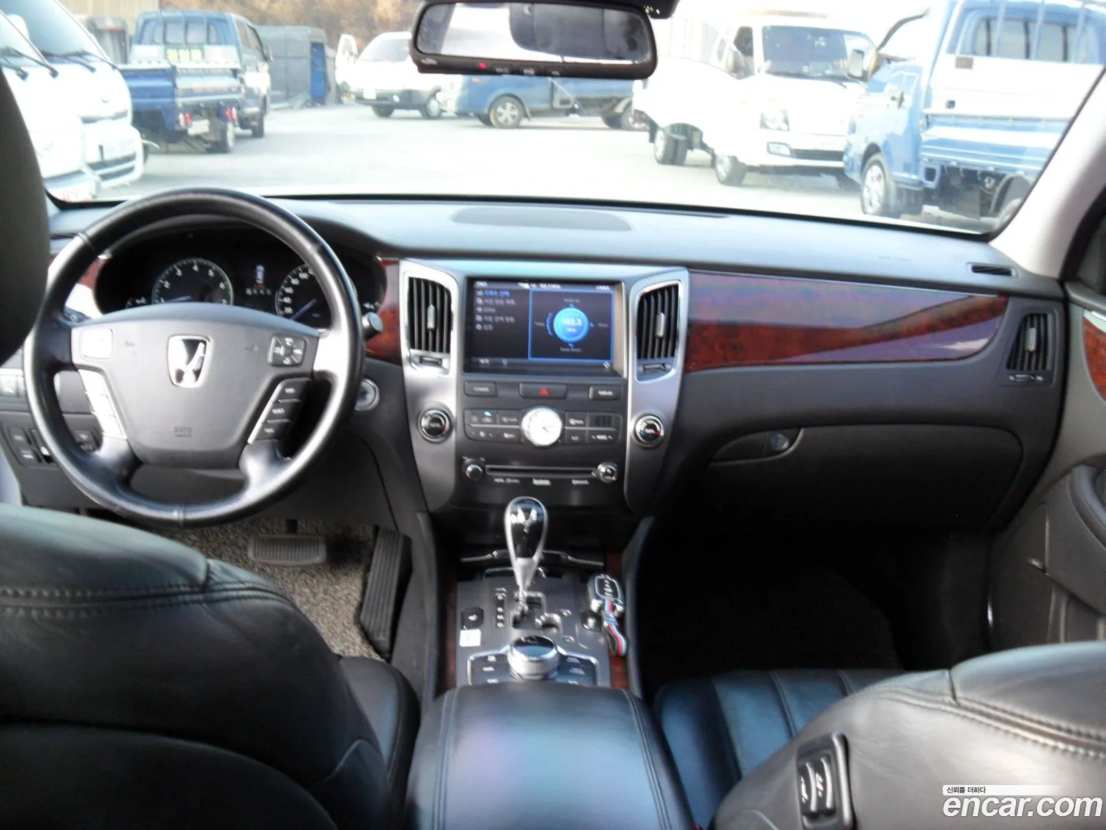 Hyundai Equus 2010 — 10