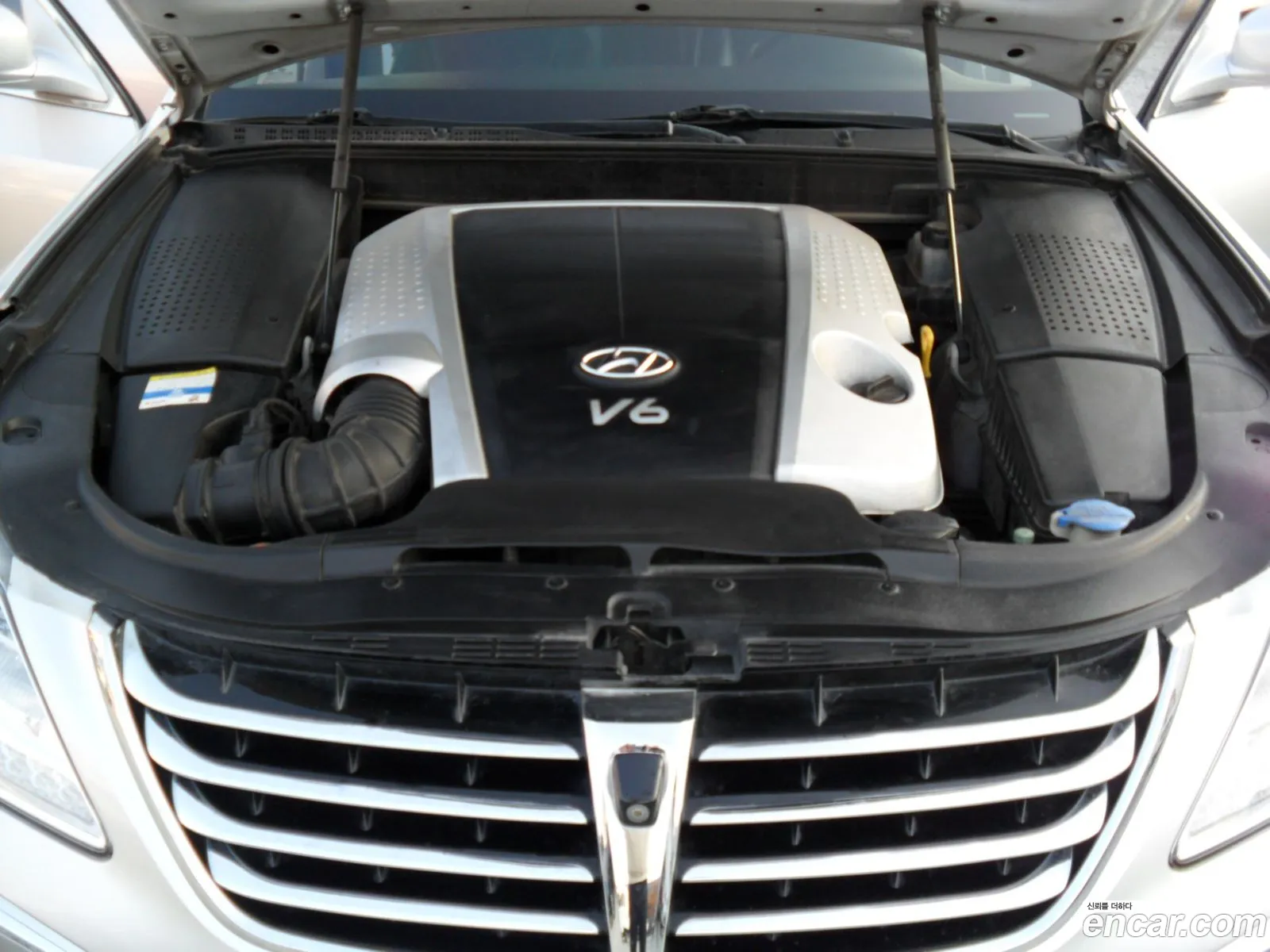 Hyundai Equus 2010 — 16