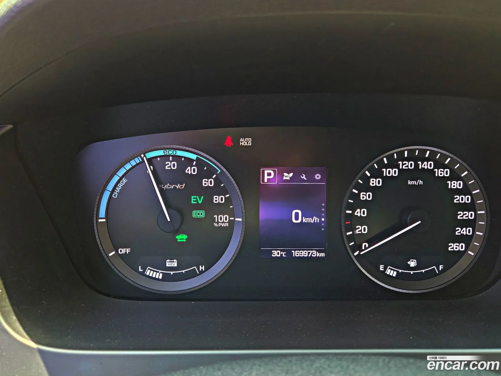 Hyundai LF Sonata Hybrid 2017 — 15