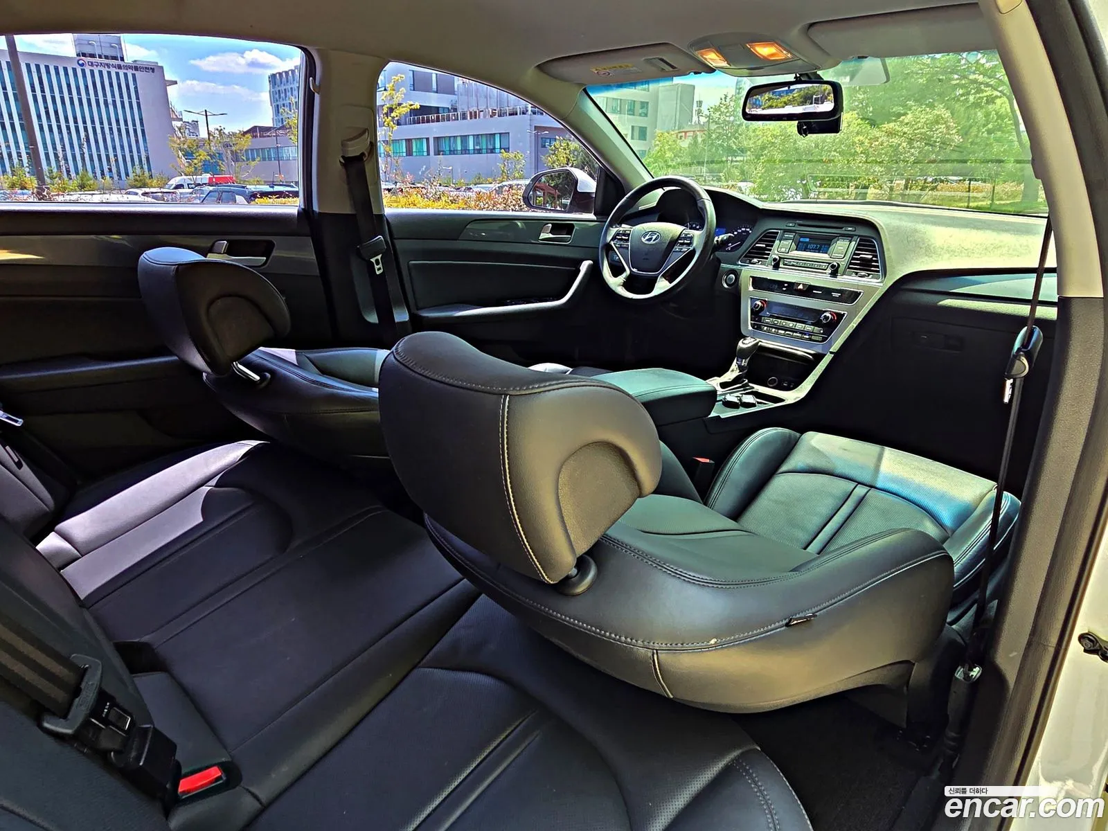 Hyundai LF Sonata Hybrid 2017 — 3