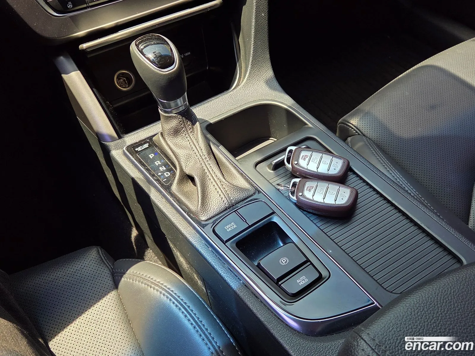 Hyundai LF Sonata Hybrid 2017 — 11