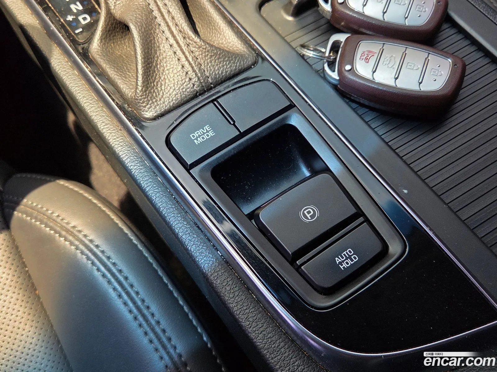 Hyundai LF Sonata Hybrid 2017 — 16