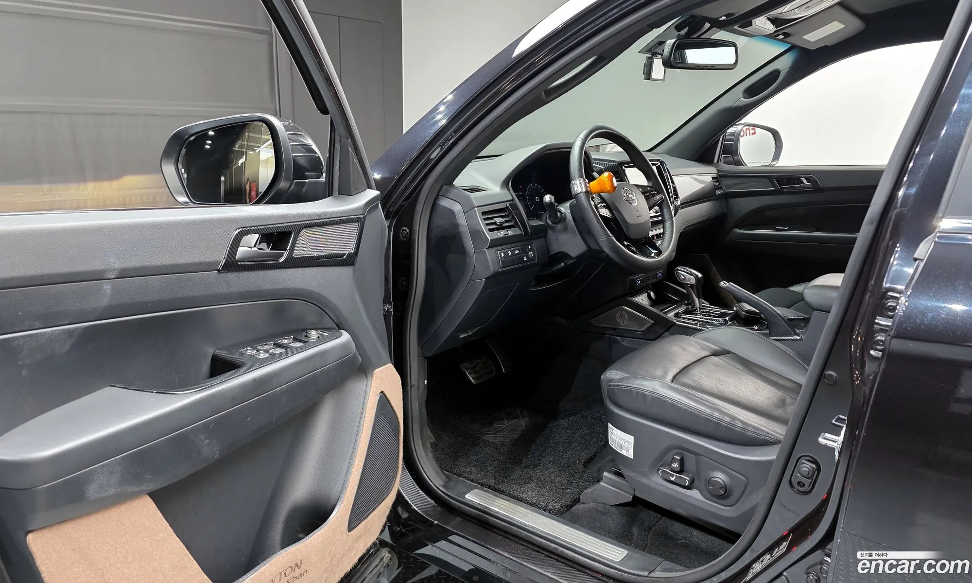 KG Mobility (SsangYong) Rexton Sports Khan