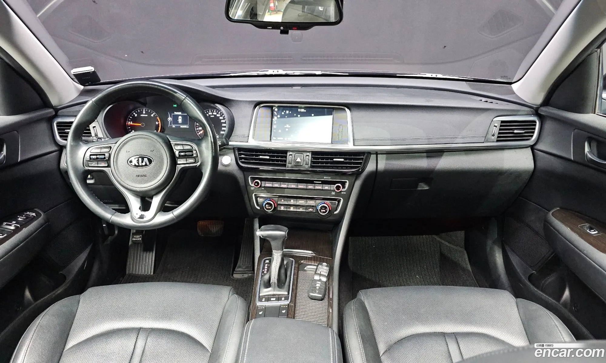 Kia K5 2016 — 17