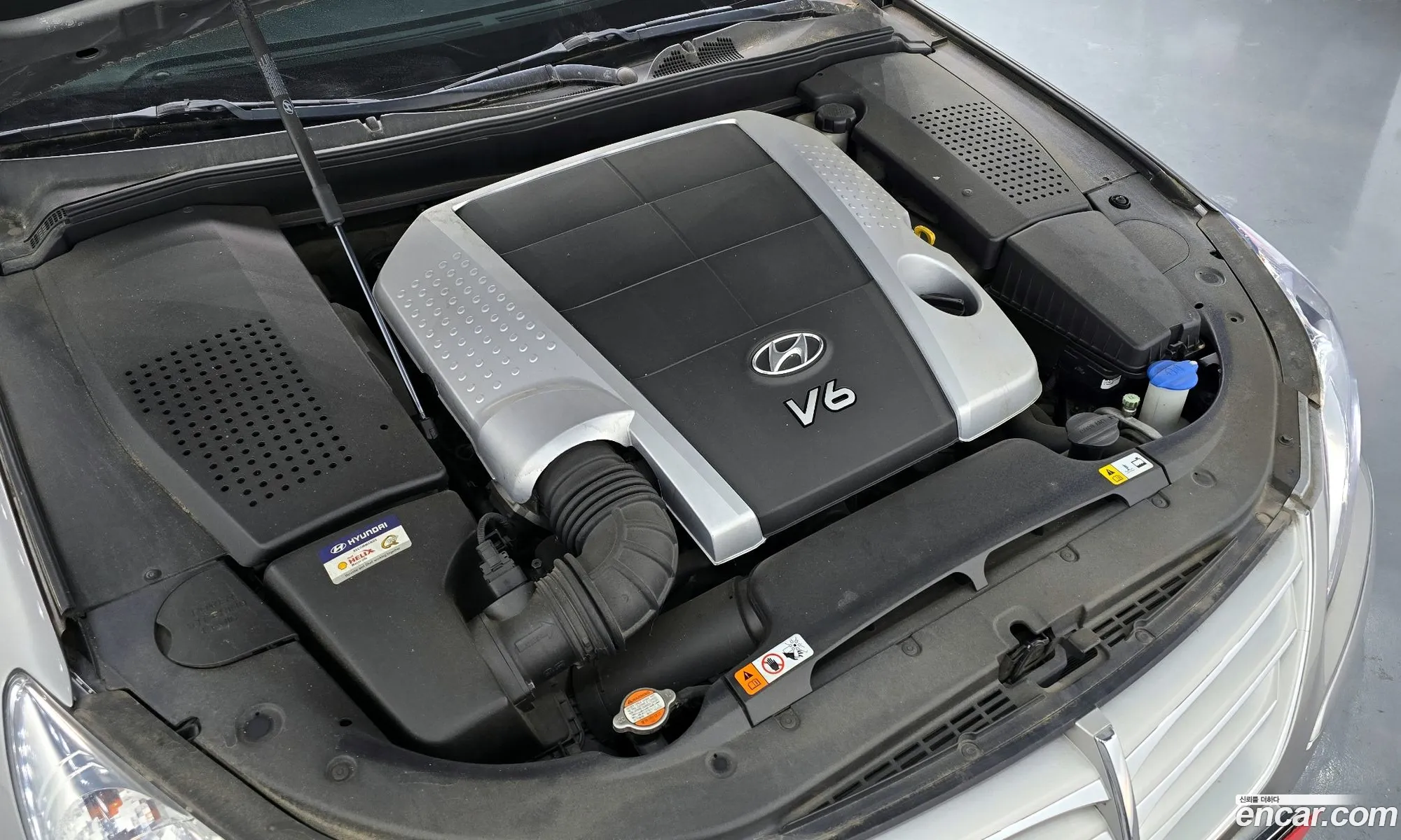 Hyundai Genesis 2011 — 15