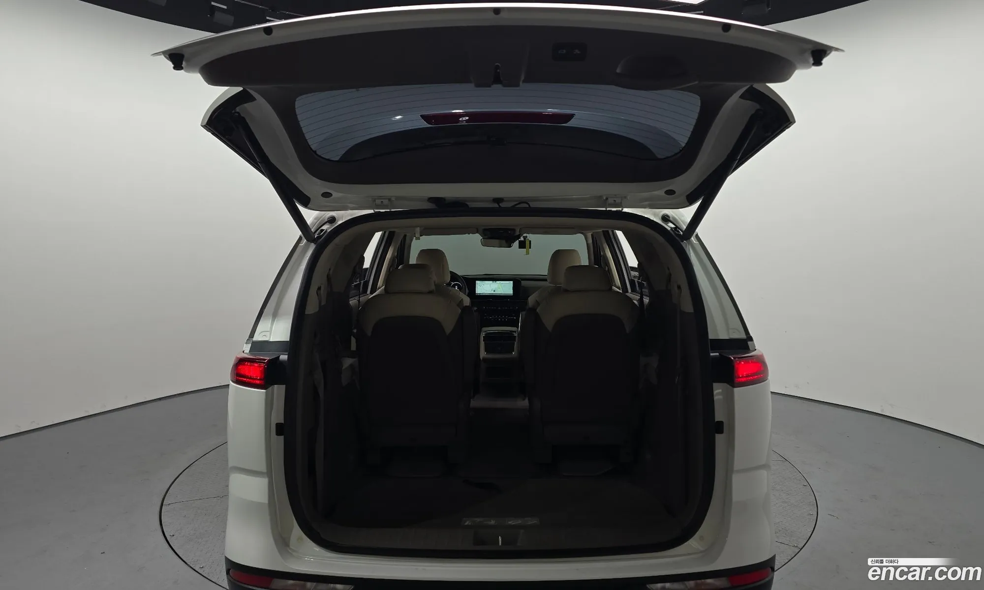 Kia Carnival 2022 KNANC81BBPS257894 — 18