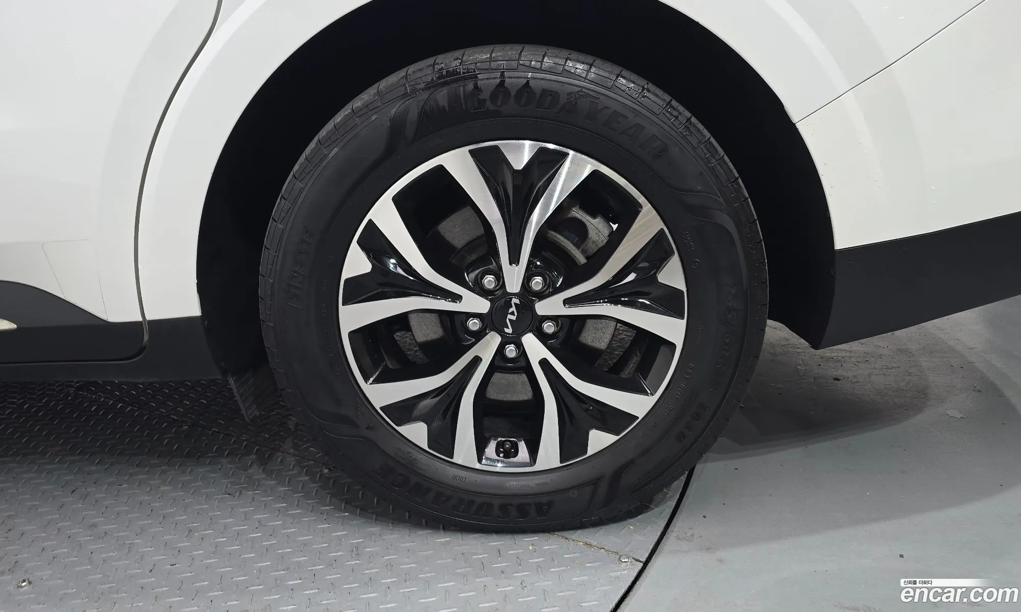 Kia Carnival 2022 KNANC81BBPS257894 — 3