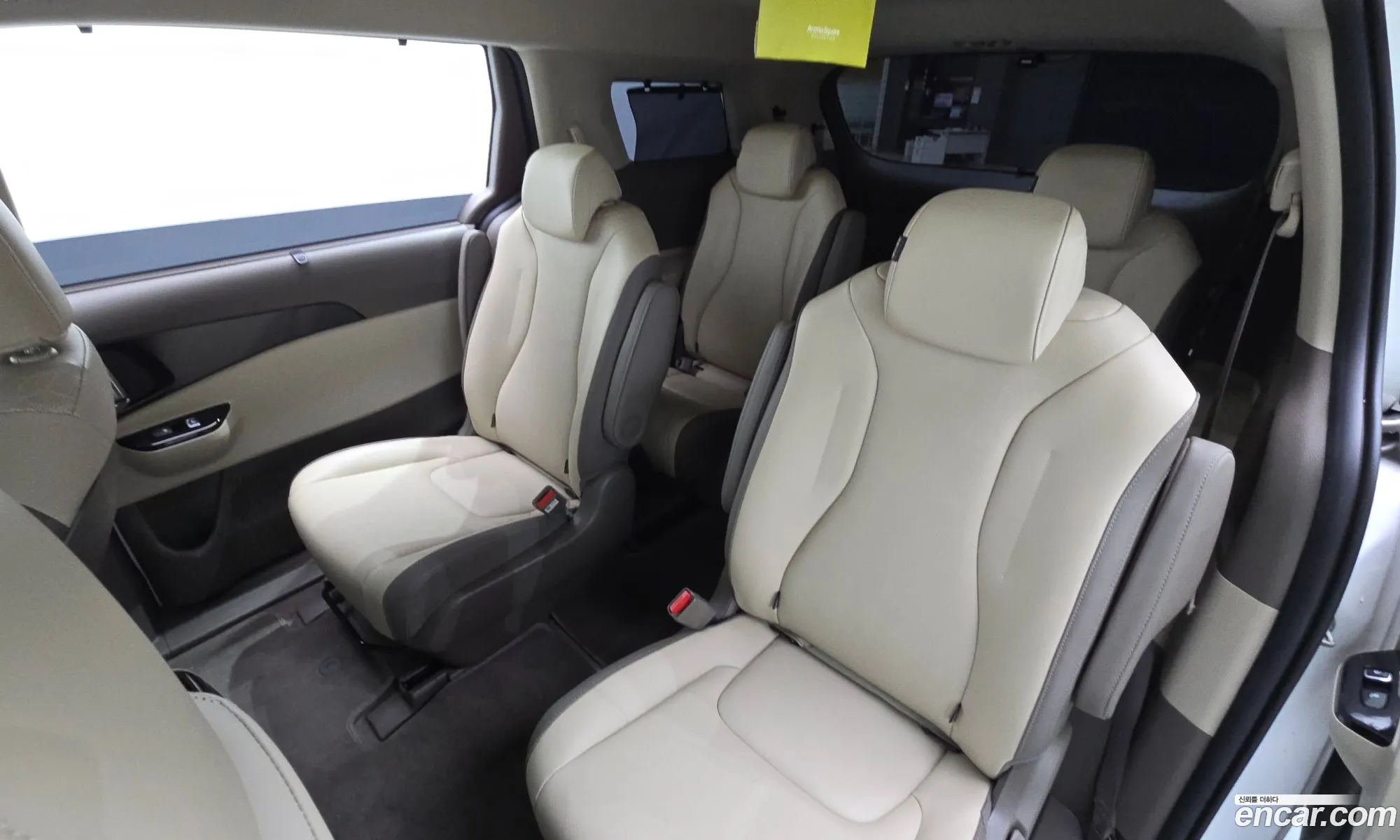 Kia Carnival 2022 KNANC81BBPS257894 — 9