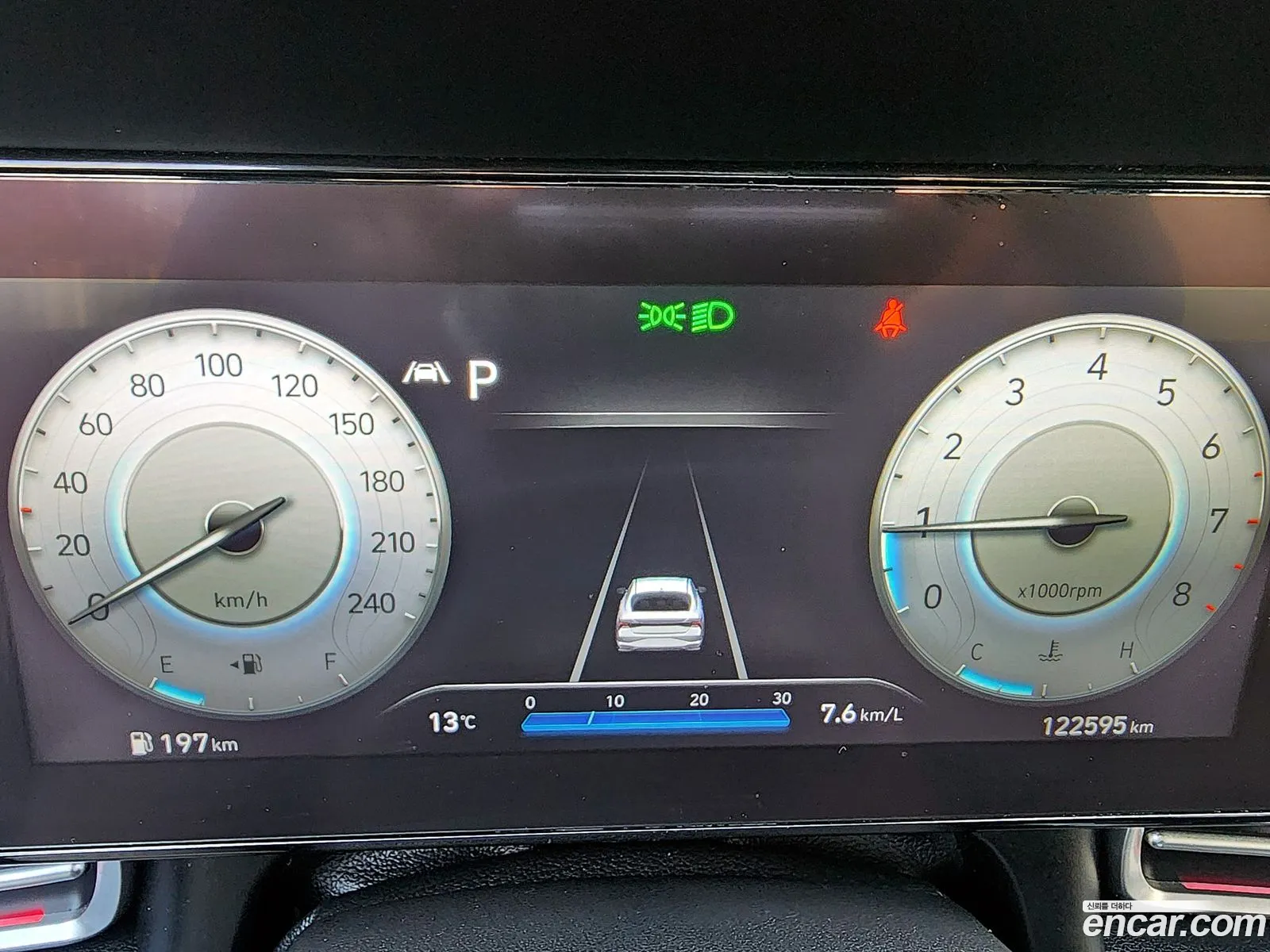 Hyundai Elantra 2020 — 19