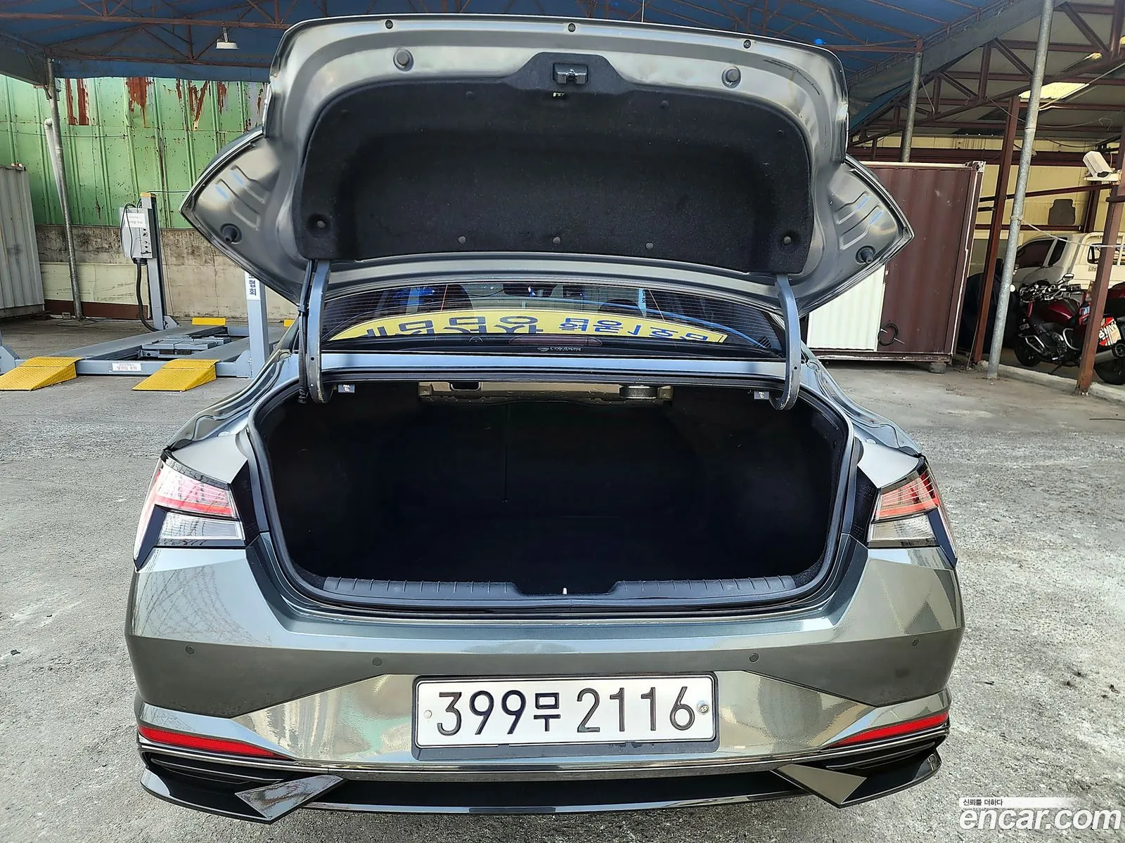 Hyundai Elantra 2020 — 5
