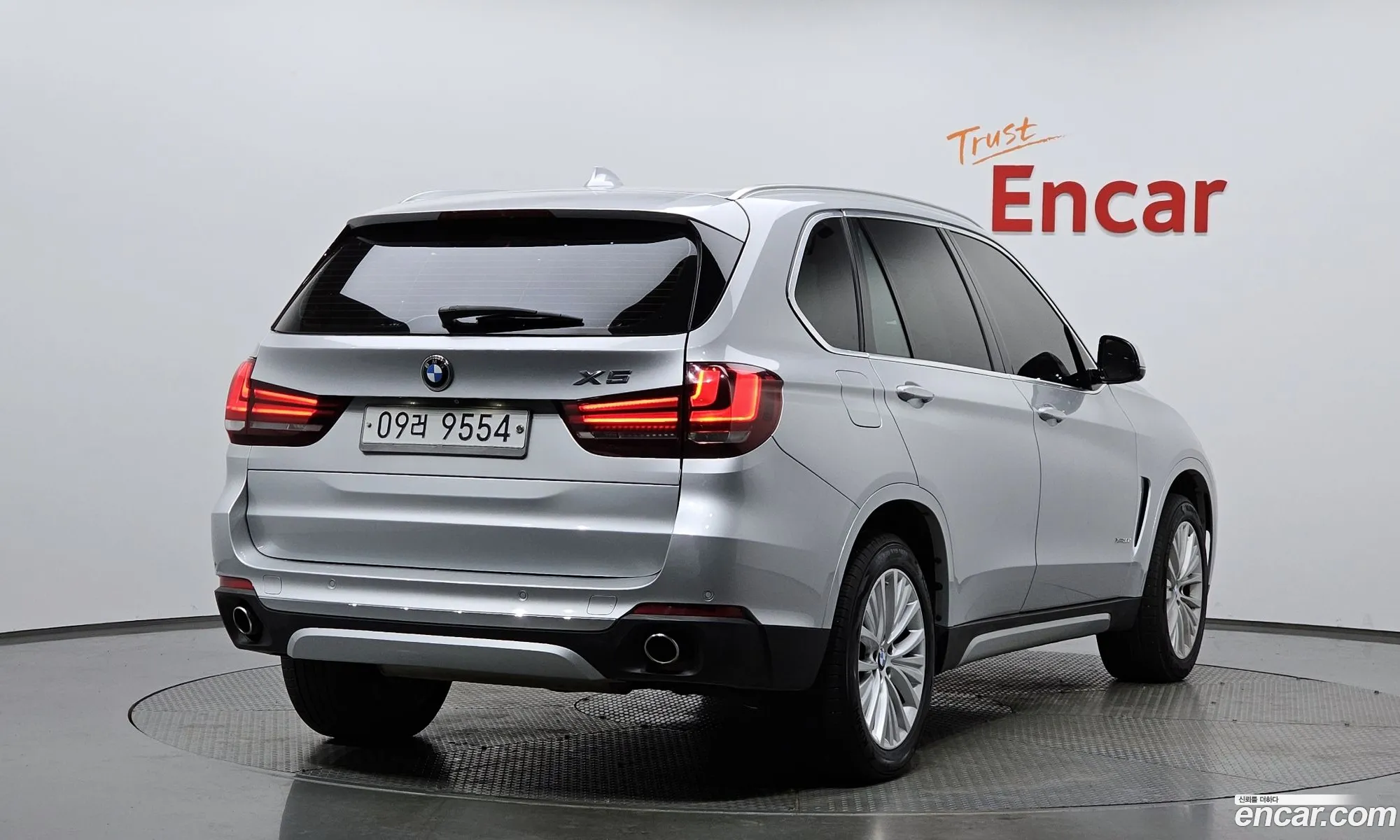 BMW X5 2017 — 18