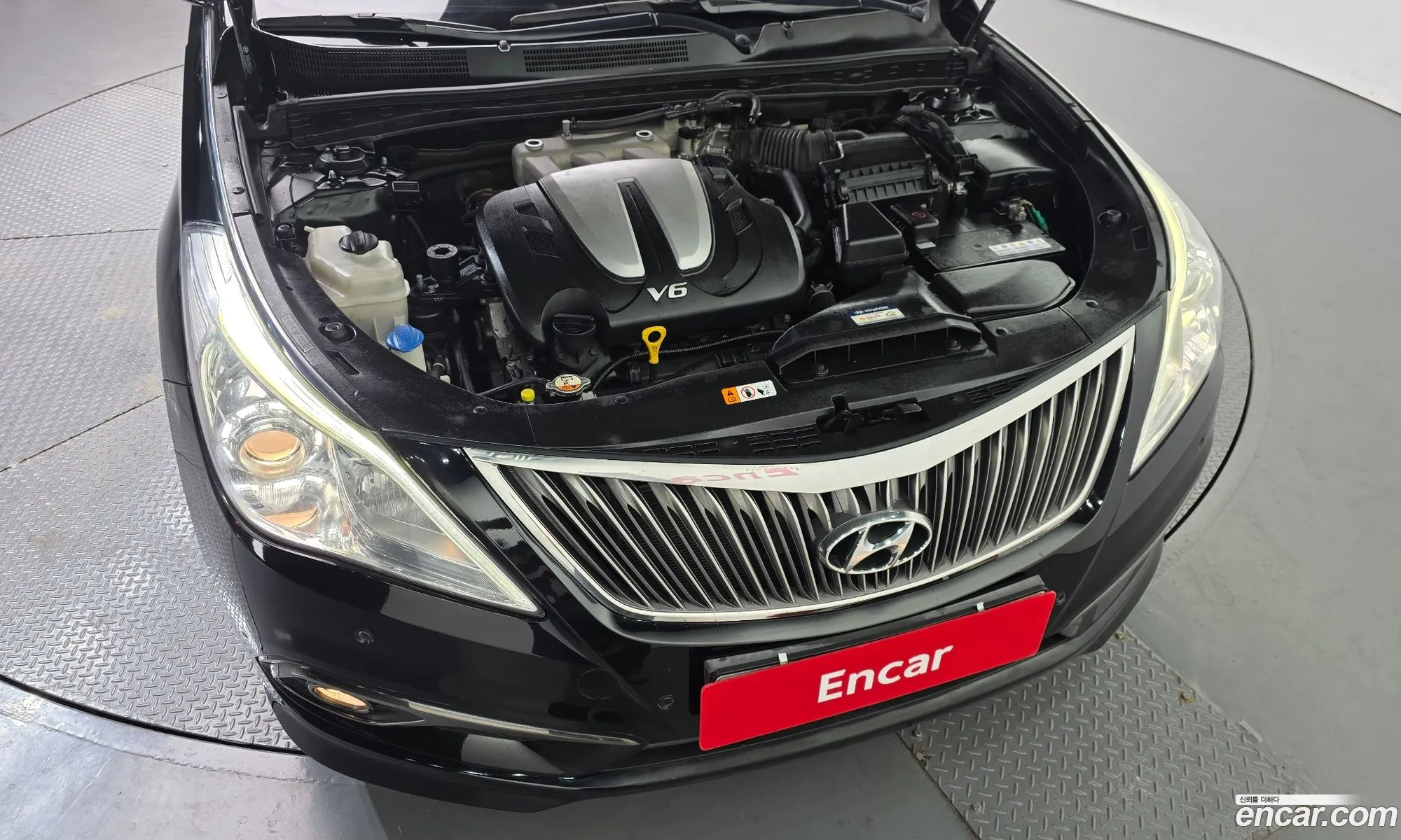 Hyundai Grandeur HG 2015 — 16