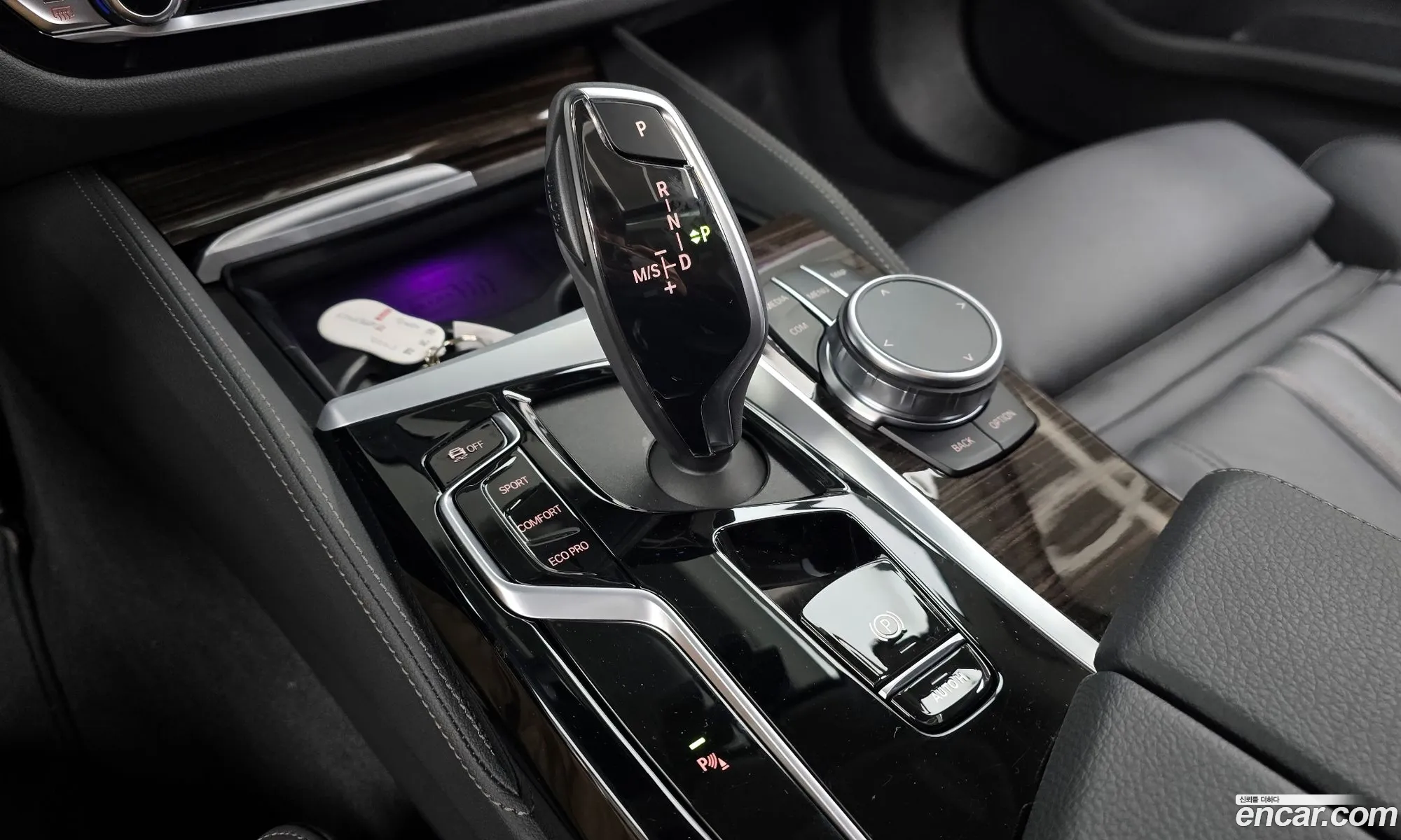 BMW 5 Series 2022 — 18