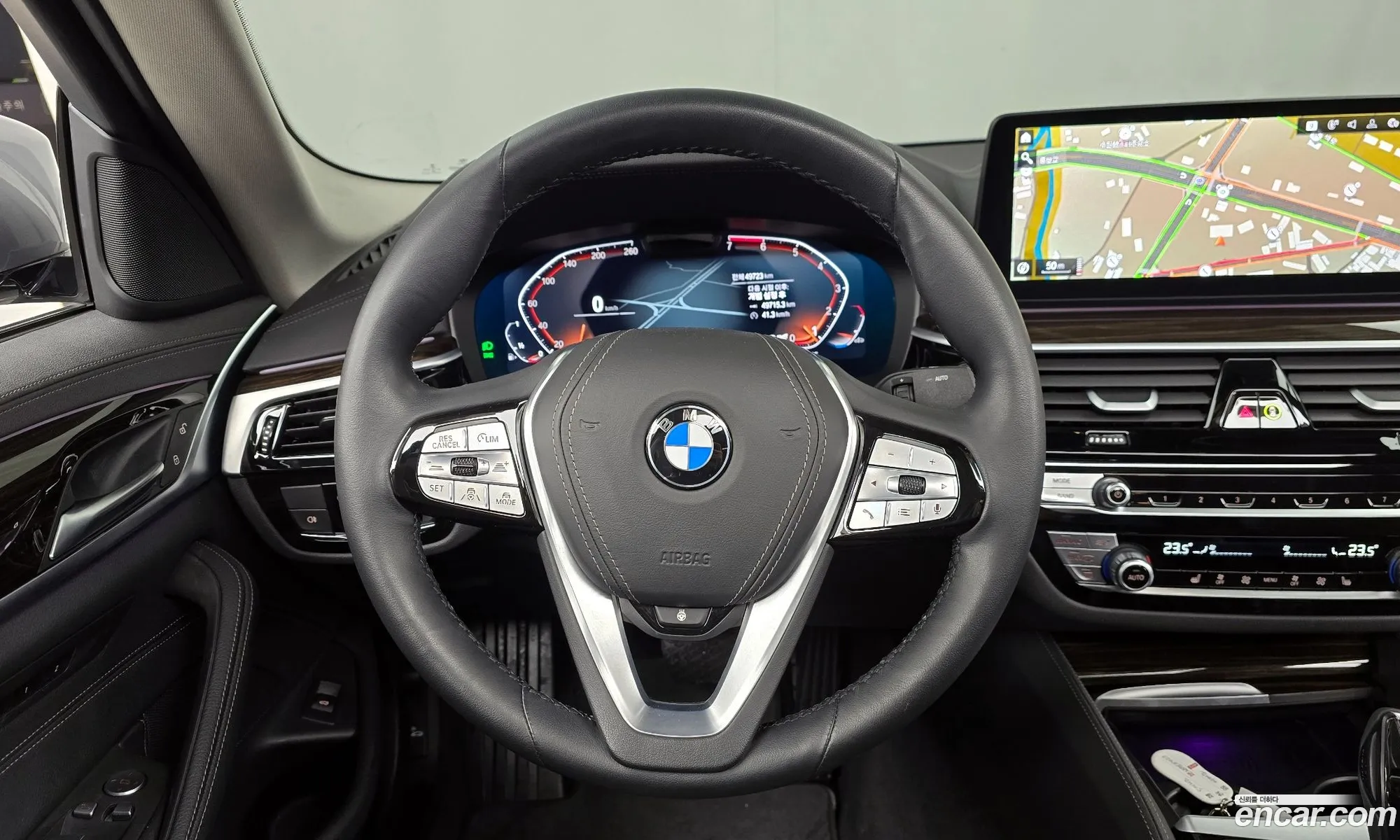 BMW 5 Series 2022 — 8