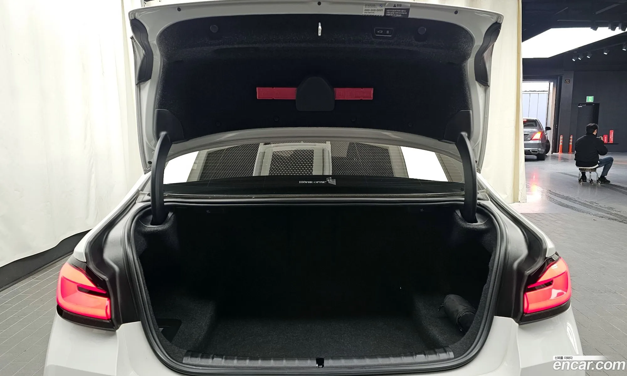 BMW 5 Series 2023 — 12
