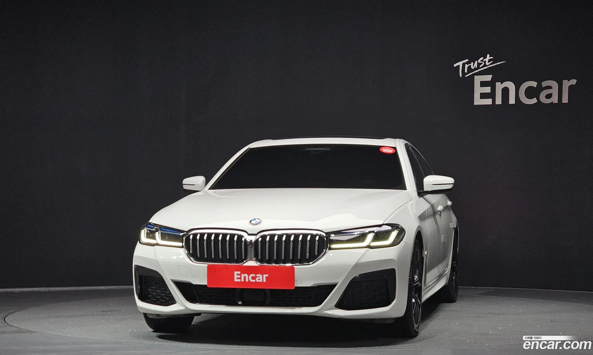BMW 5 Series 2023 — 3
