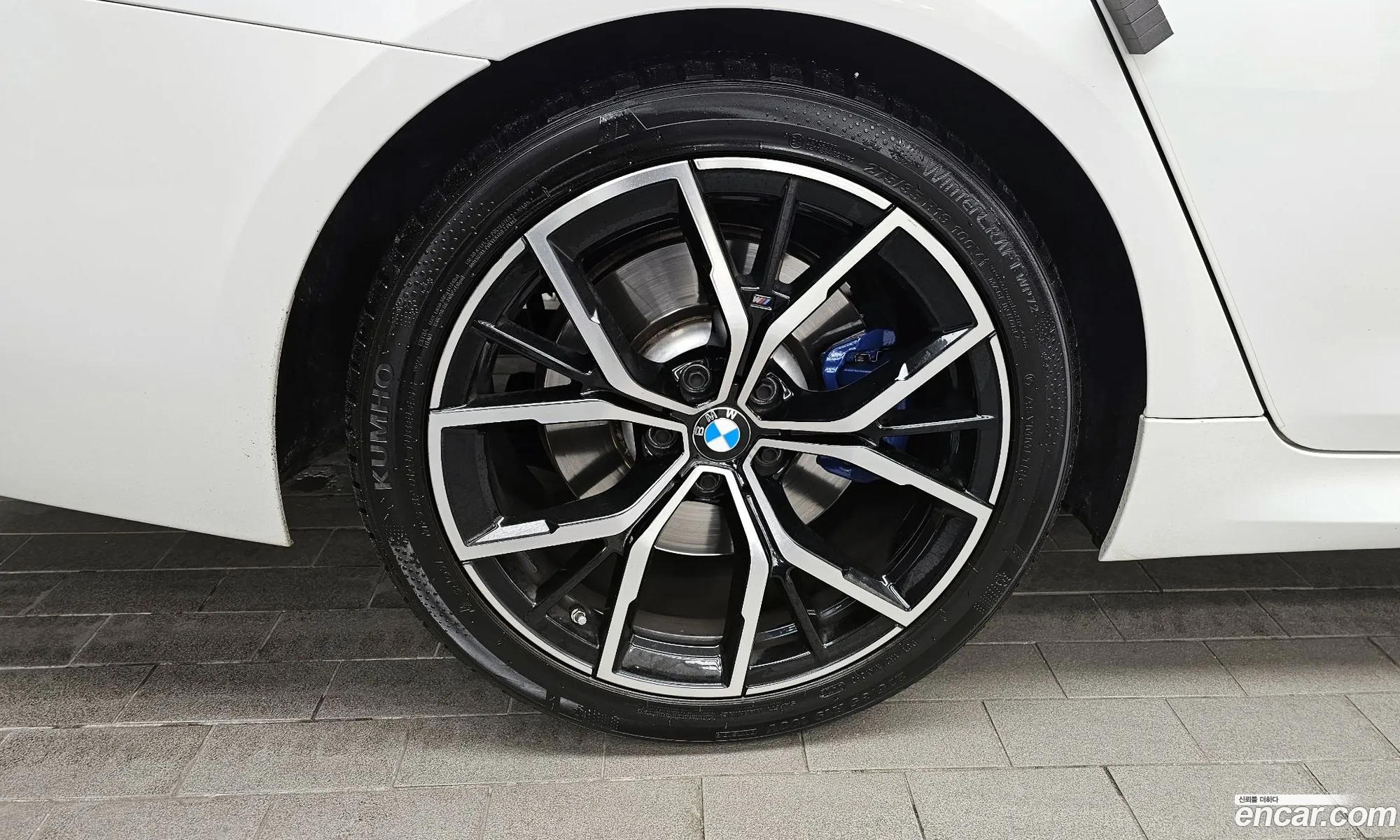 BMW 5 Series 2023 — 15