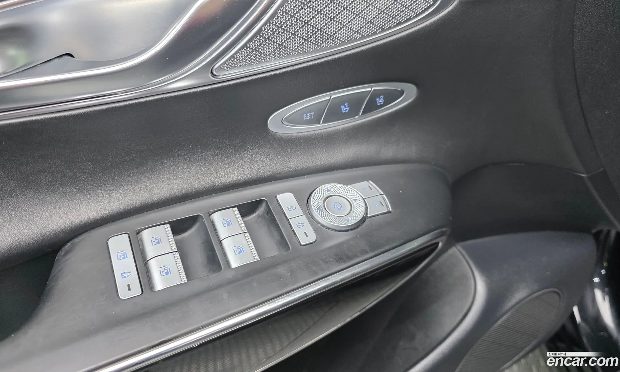 Genesis GV70 2021 — 20