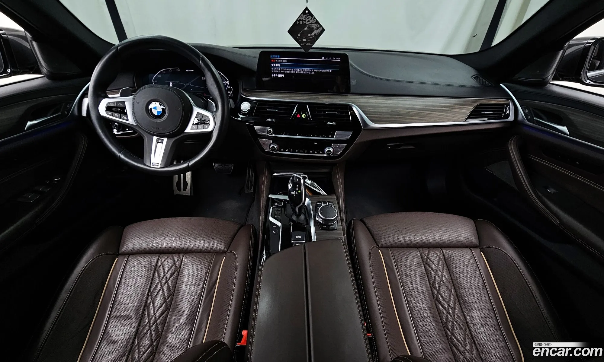 BMW 5 Series 2020 — 19