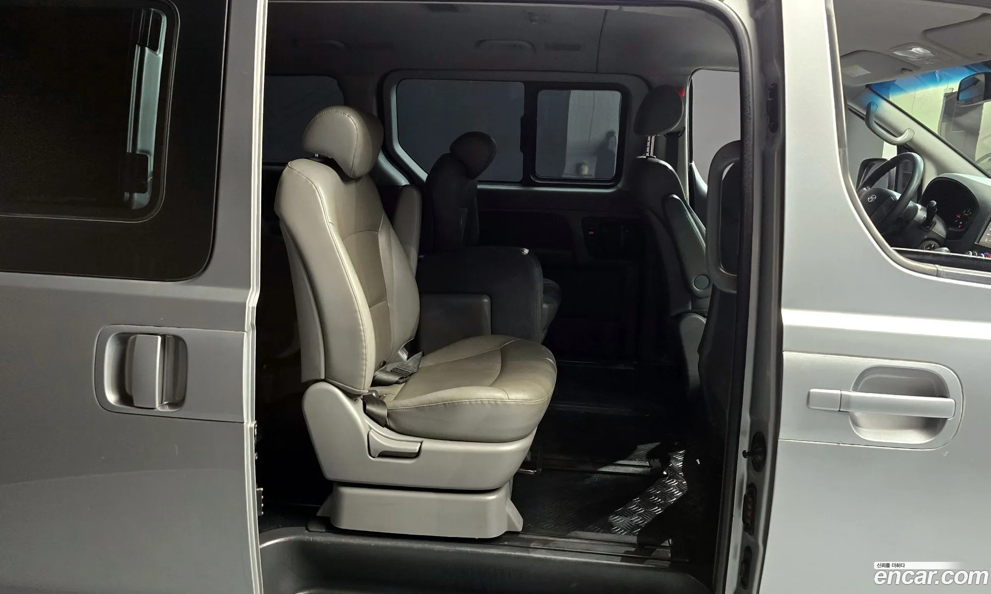 Hyundai Grand Starex 2014 — 5