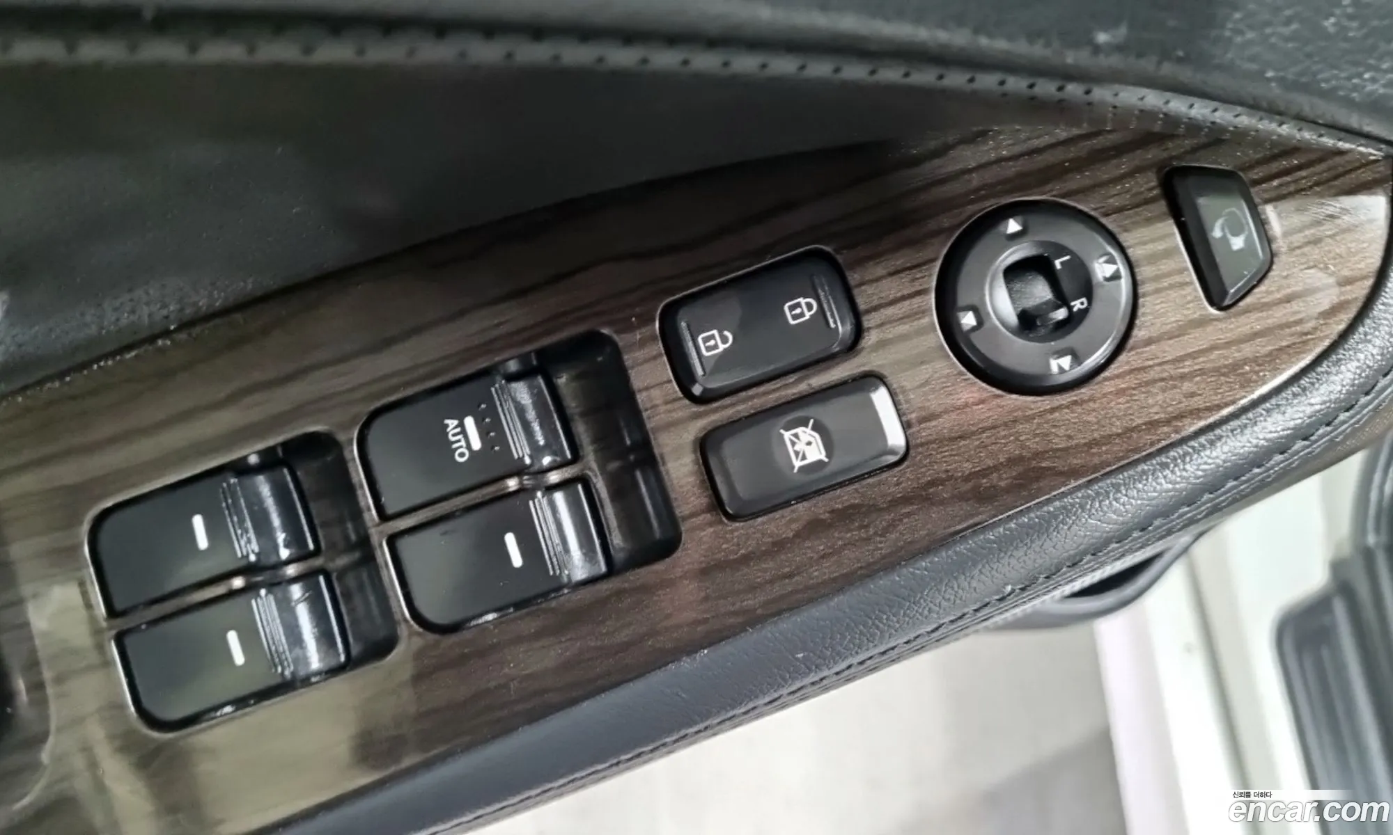 Kia K5 2012 — 17
