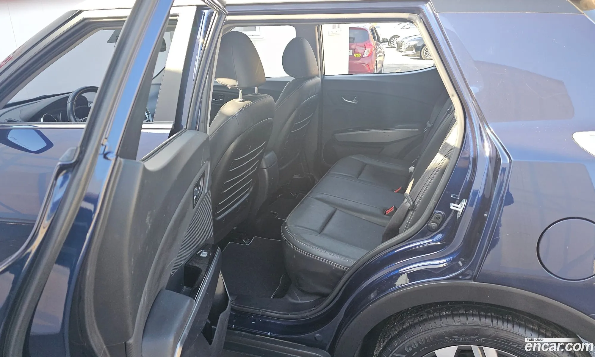 KG Mobility (SsangYong) Tivoli Armour 2018 — 3