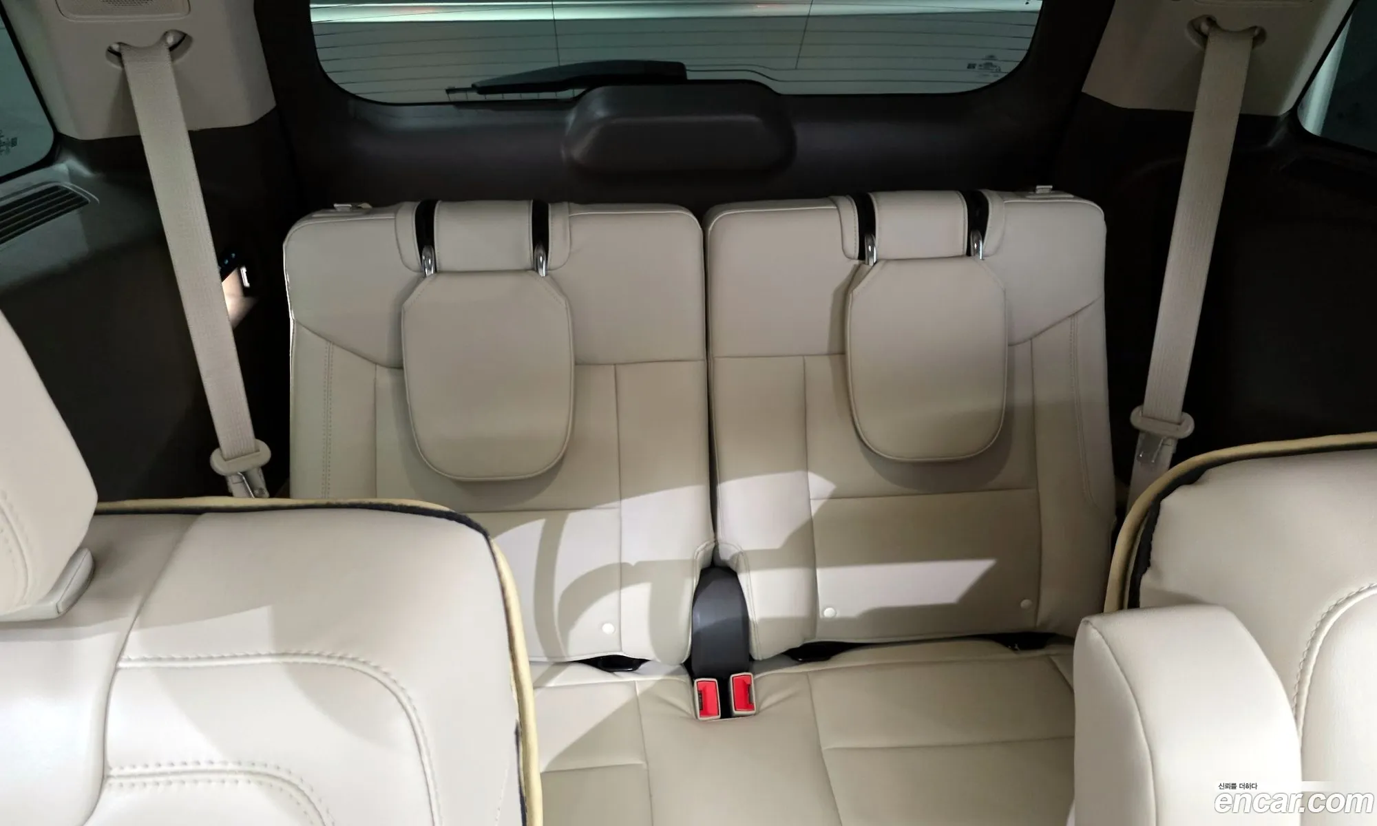 Ford Explorer 6th Gen 2021 1FM5K8HC7MGC01836 — 7