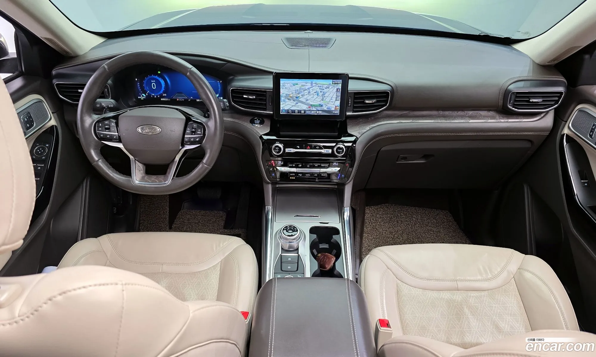 Ford Explorer 6th Gen 2021 1FM5K8HC7MGC01836 — 2