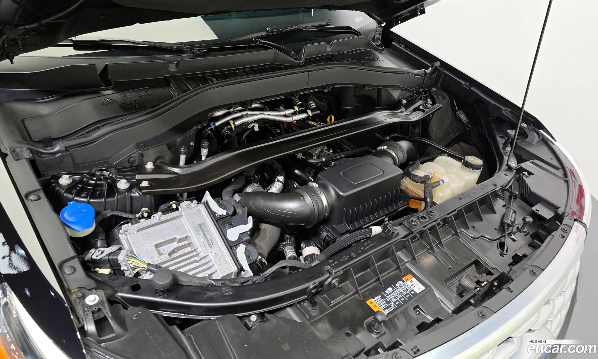 Ford Explorer 6th Gen 2021 1FM5K8HC7MGC01836 — 5