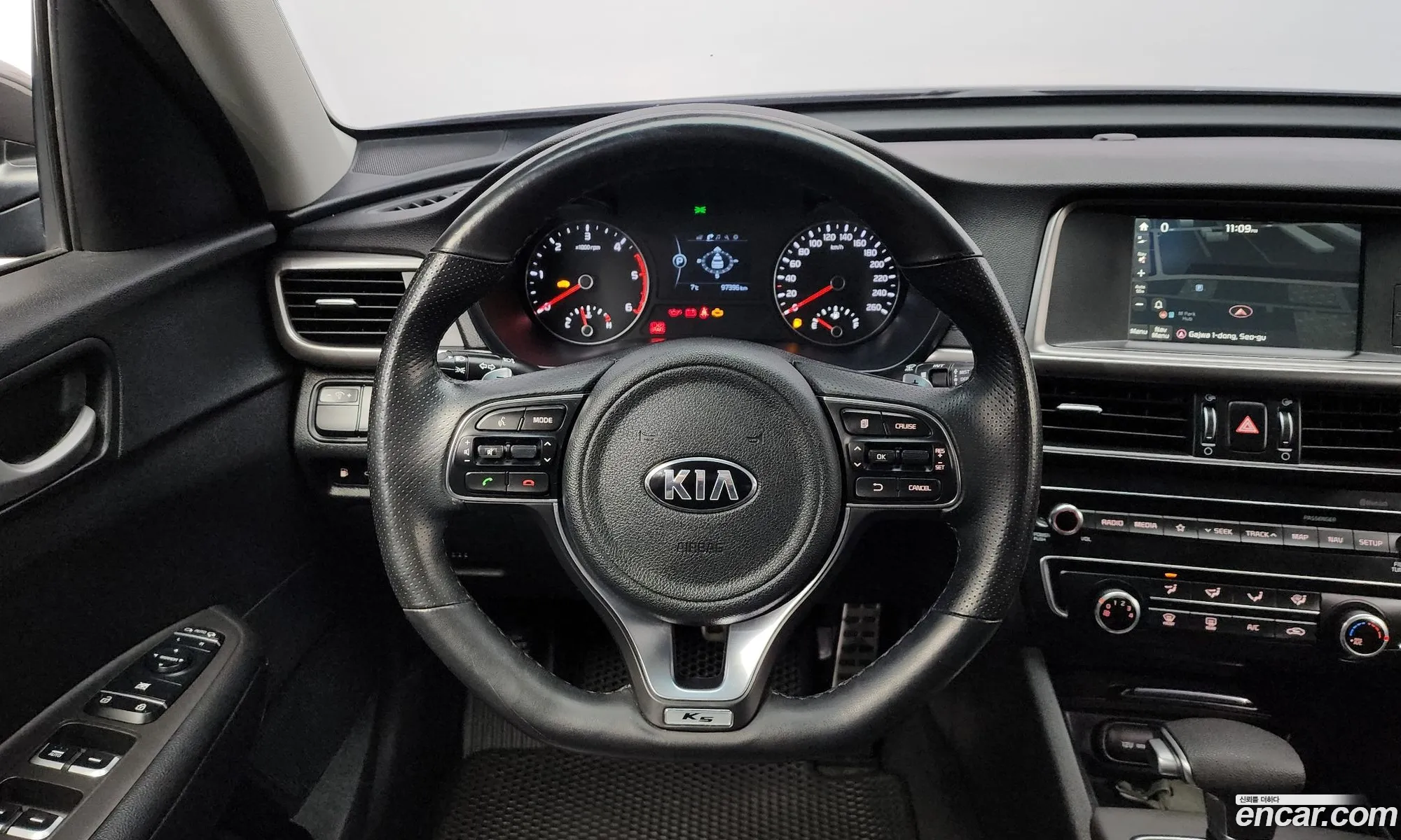 Kia K5 2017 — 19