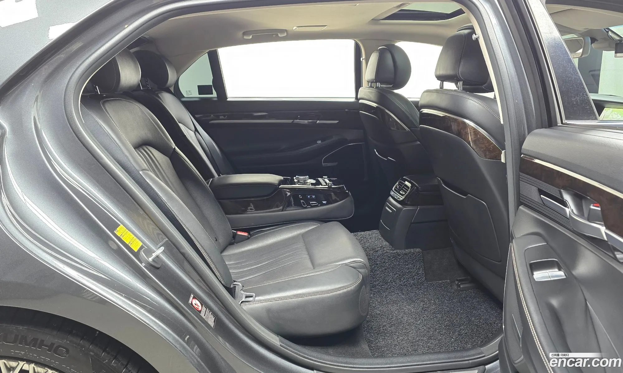 Genesis G90 2019 — 6