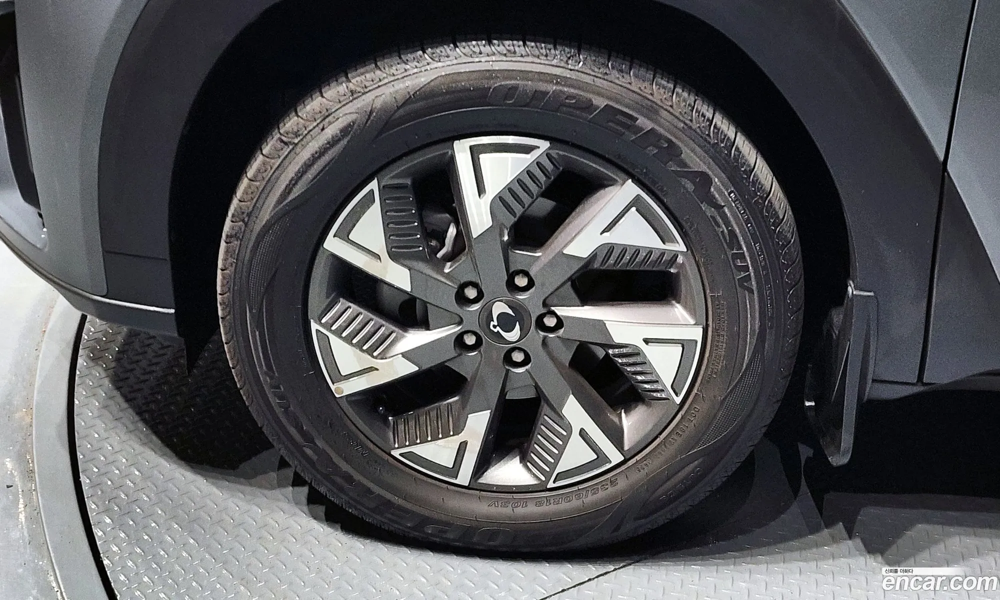 KG Mobility (SsangYong) Torres EVX 2023 — 8