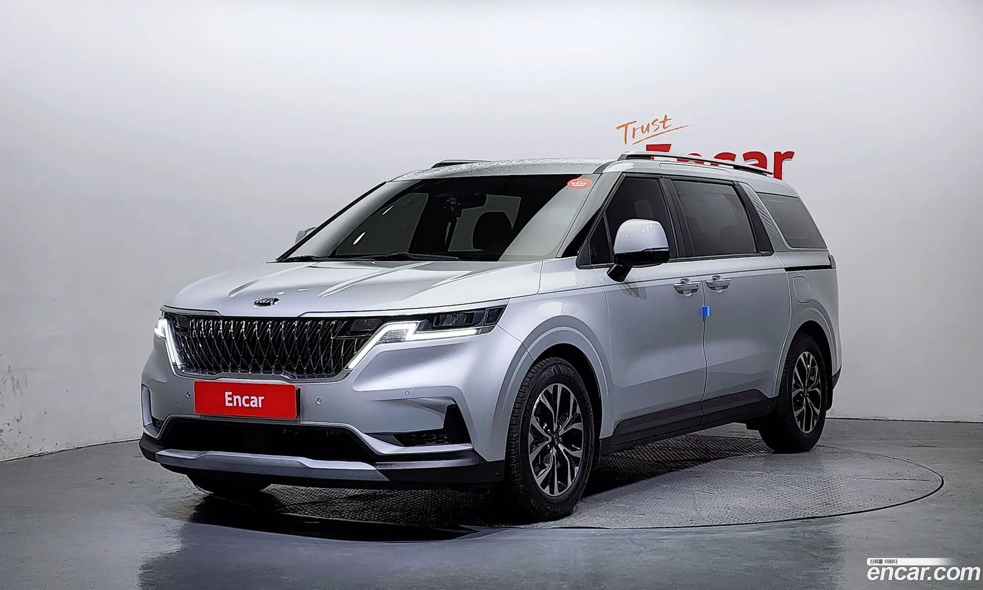 Kia Carnival 2020 — 13