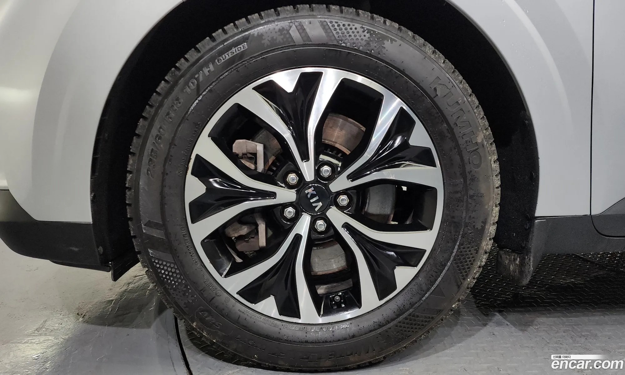 Kia Carnival 2020 — 16