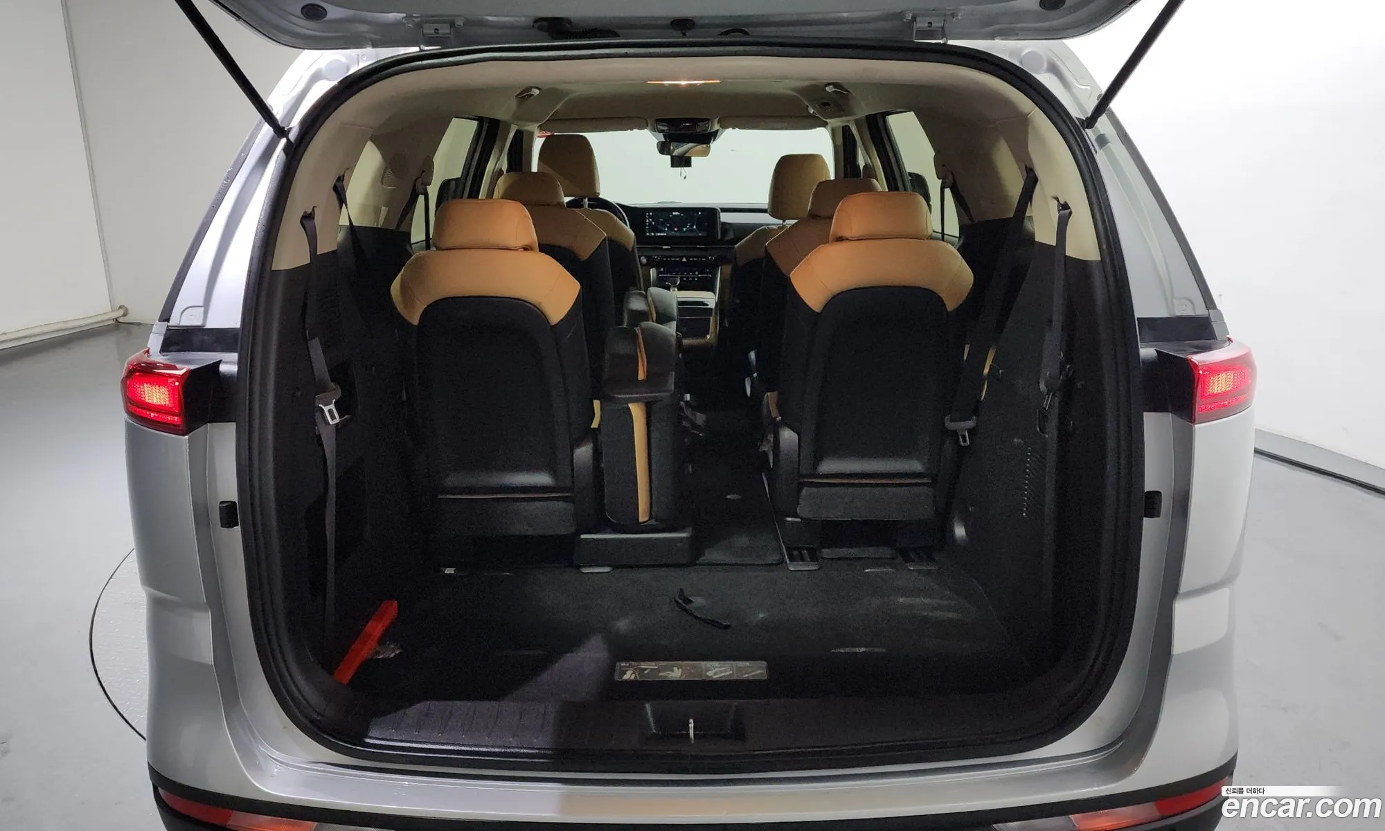 Kia Carnival 2020 — 20