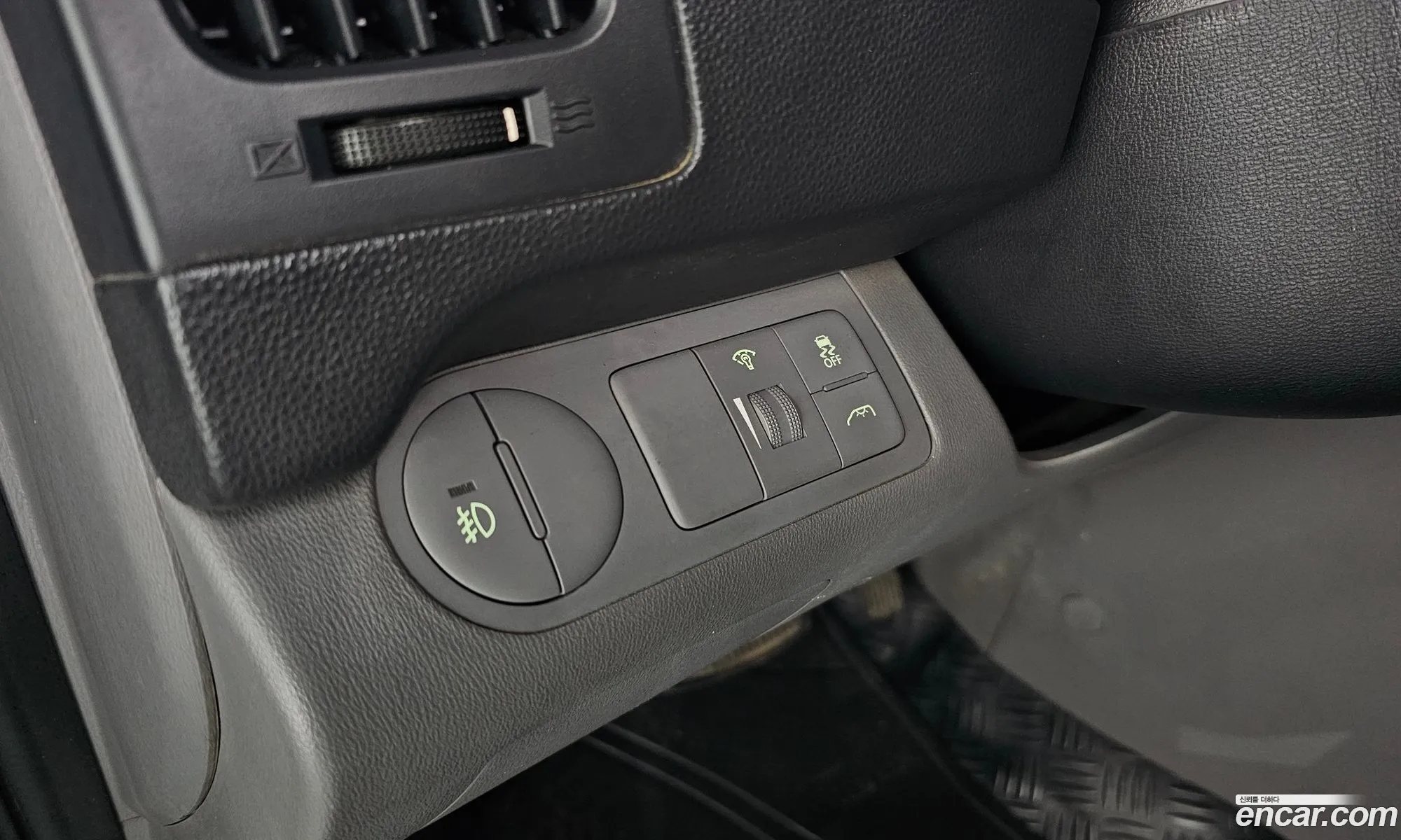 Hyundai Grand Starex 2014 — 13